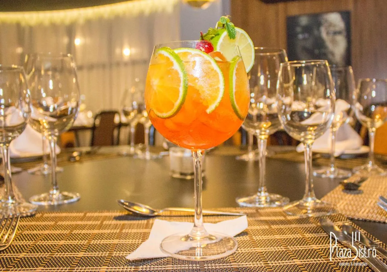 Drinks in Lord Plaza Hotel