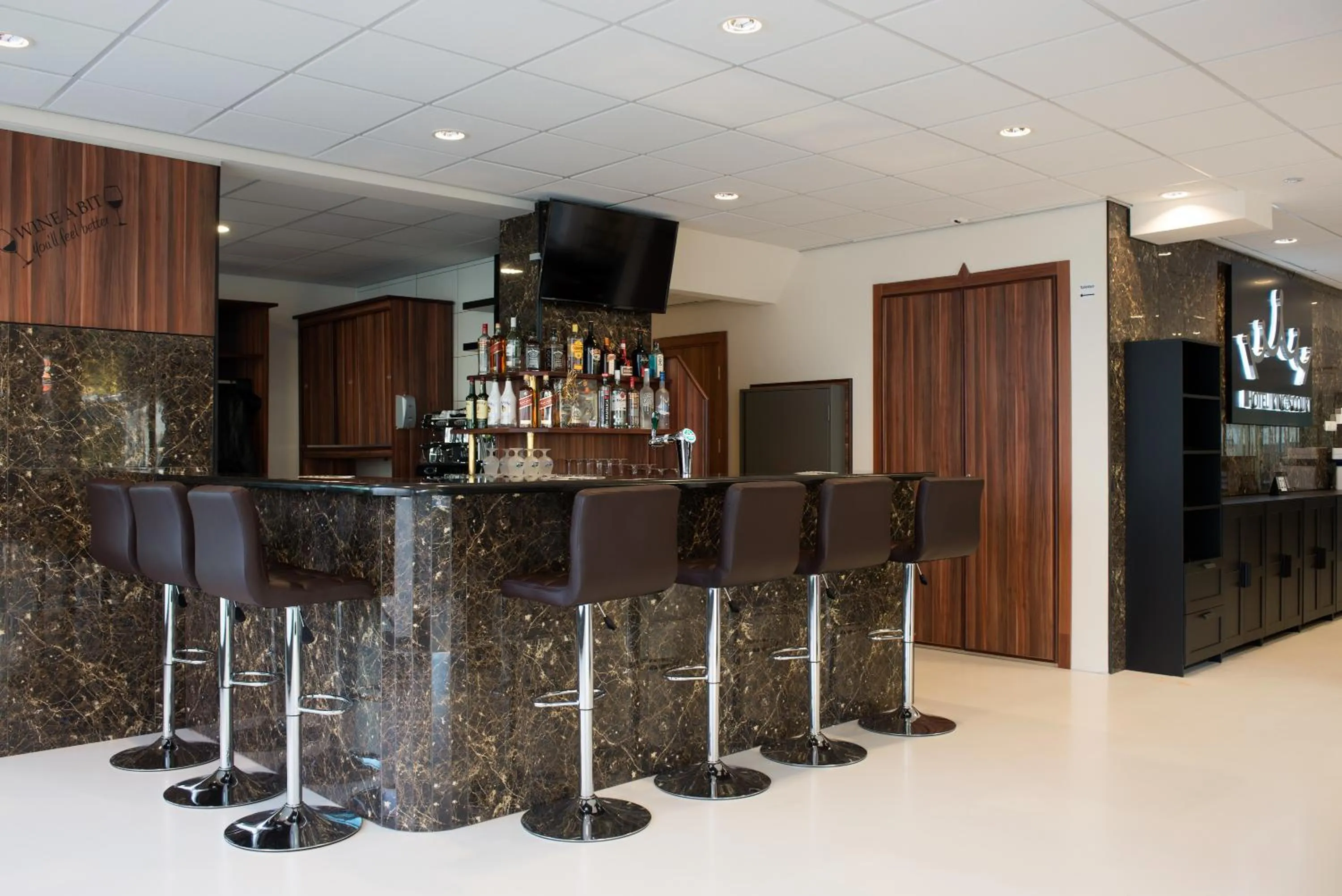 Lounge or bar in Hotel King's Court
