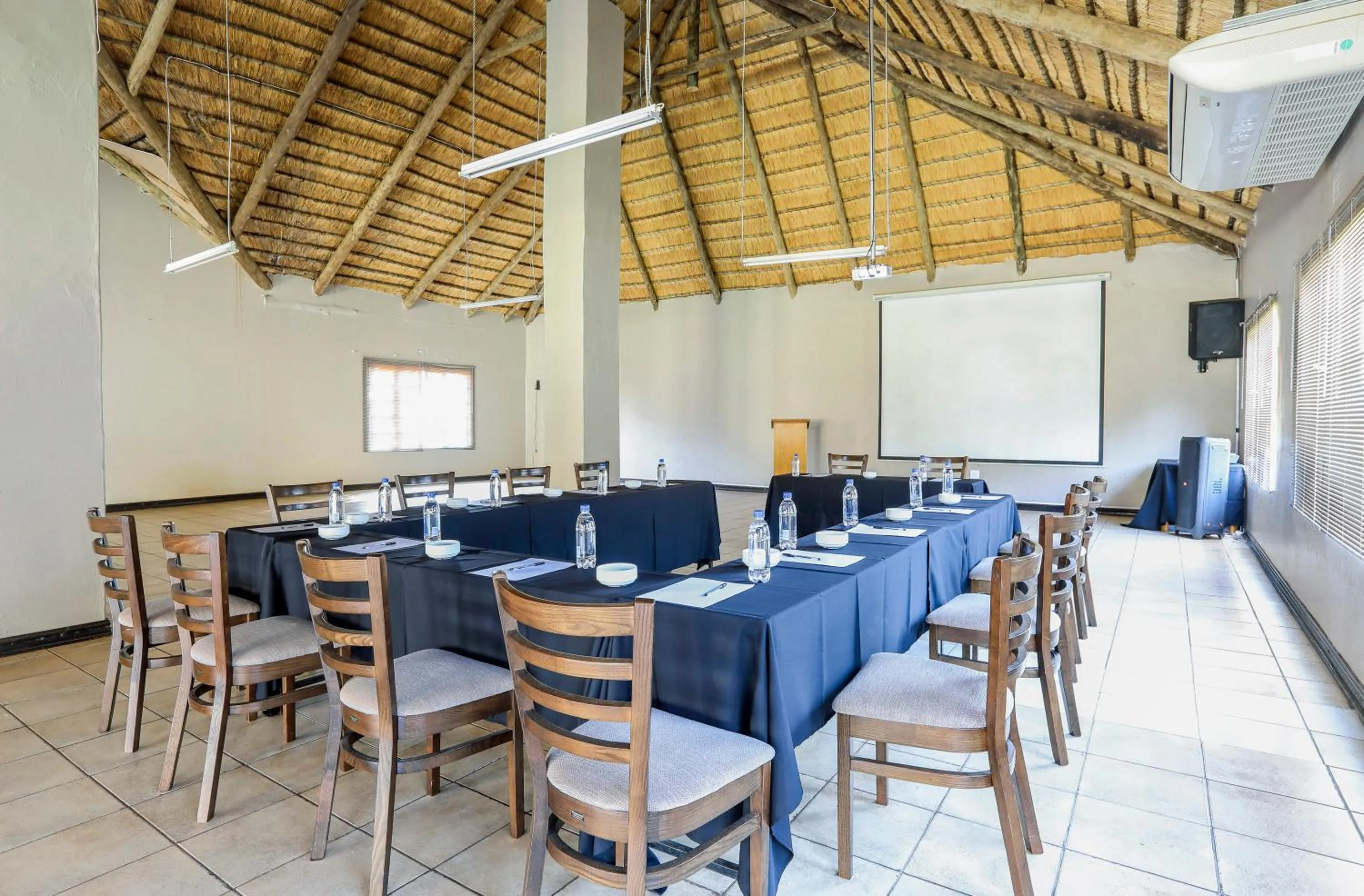 Property building in Nongoma Lodge & Inn CC