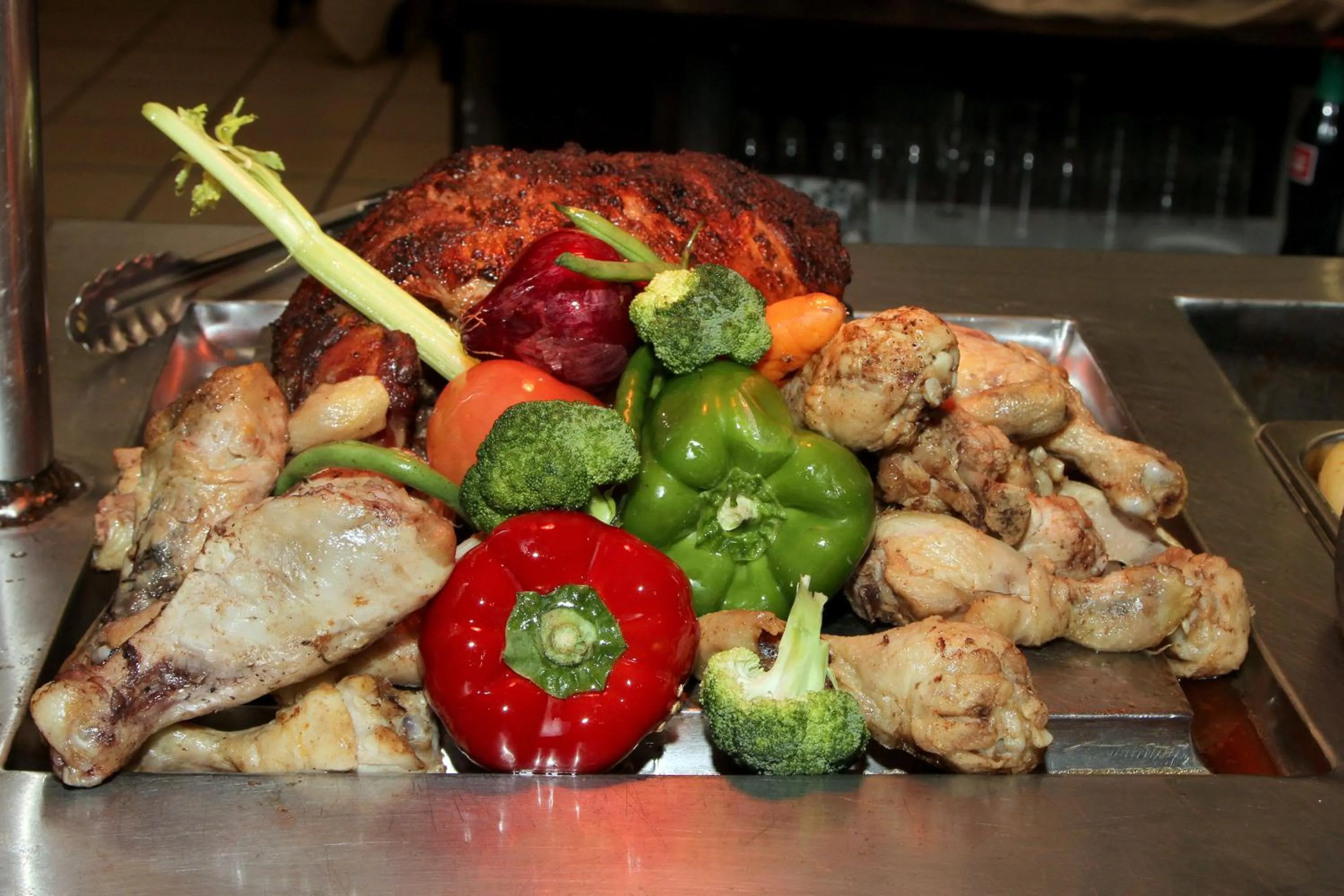 Lunch in Nongoma Lodge & Inn CC