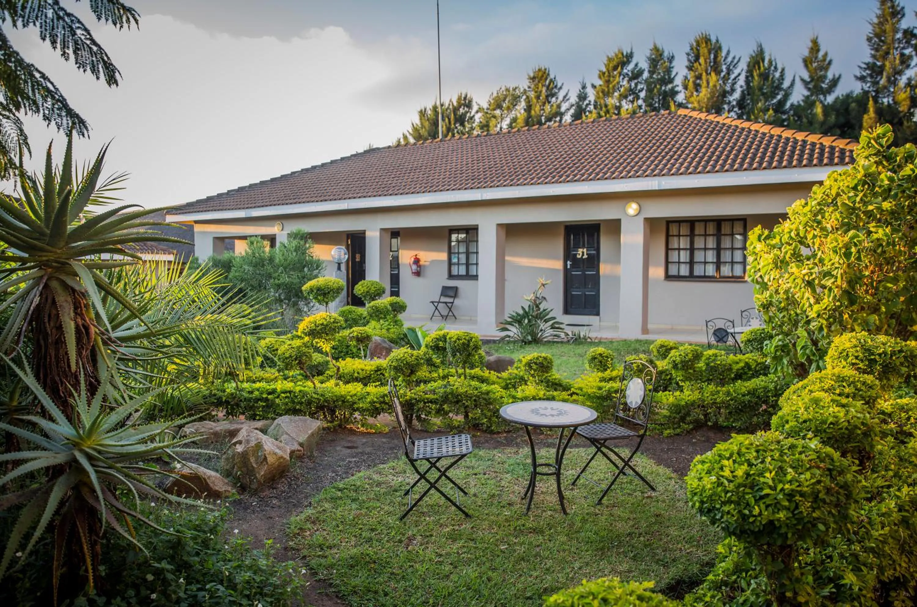 Garden in Nongoma Lodge & Inn CC