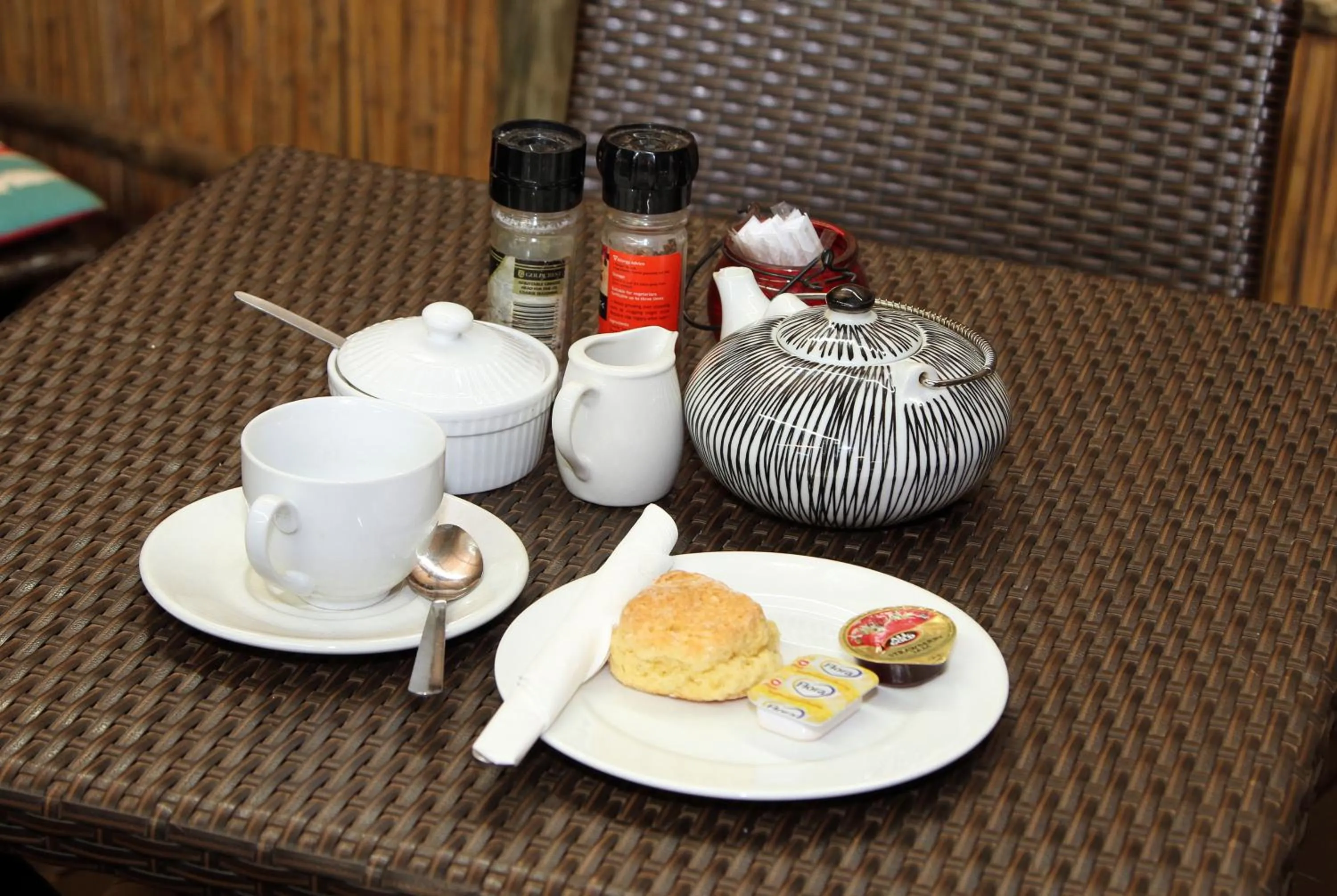 Meals in Nongoma Lodge & Inn CC