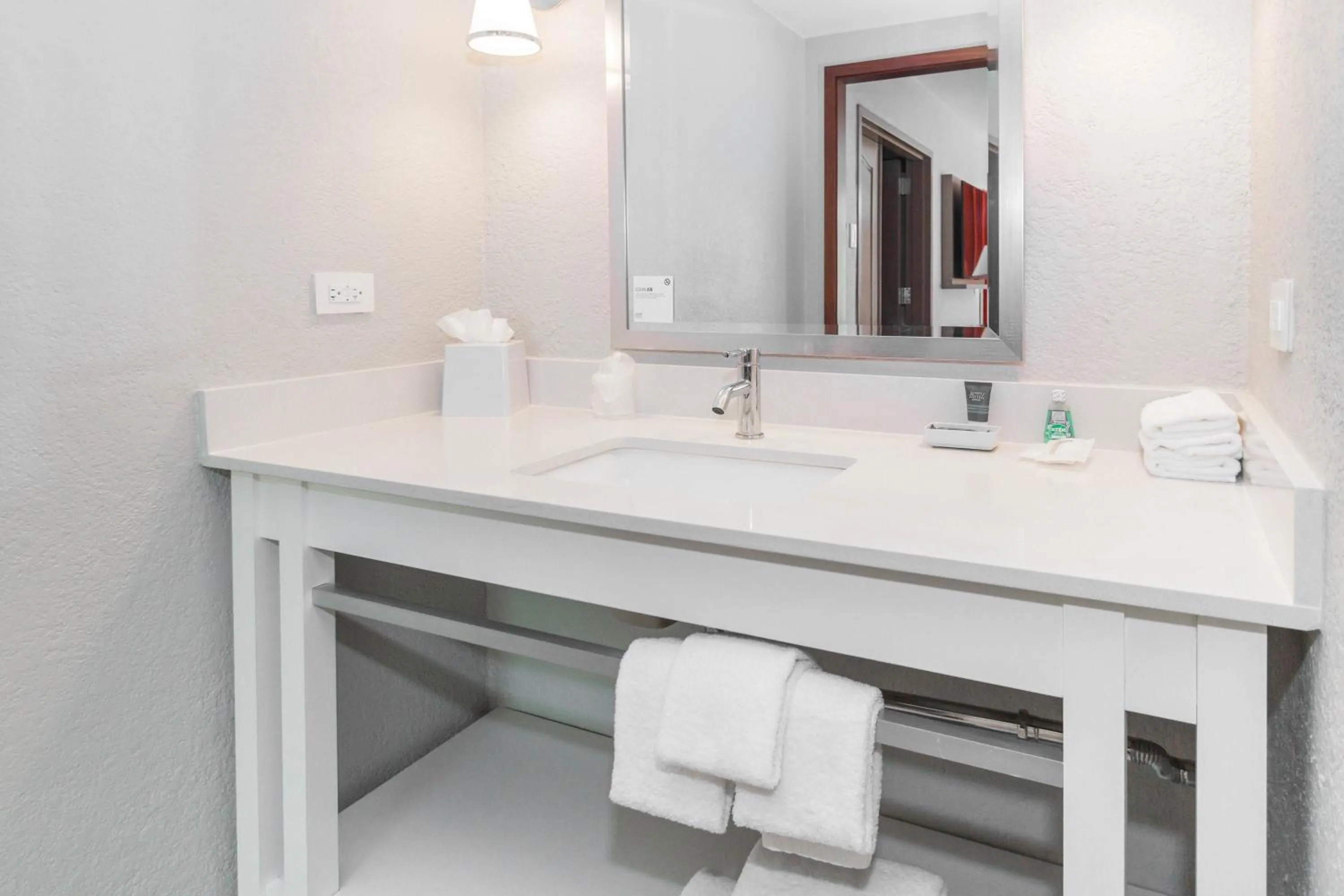 Bathroom in Four Points by Sheraton Caguas Real