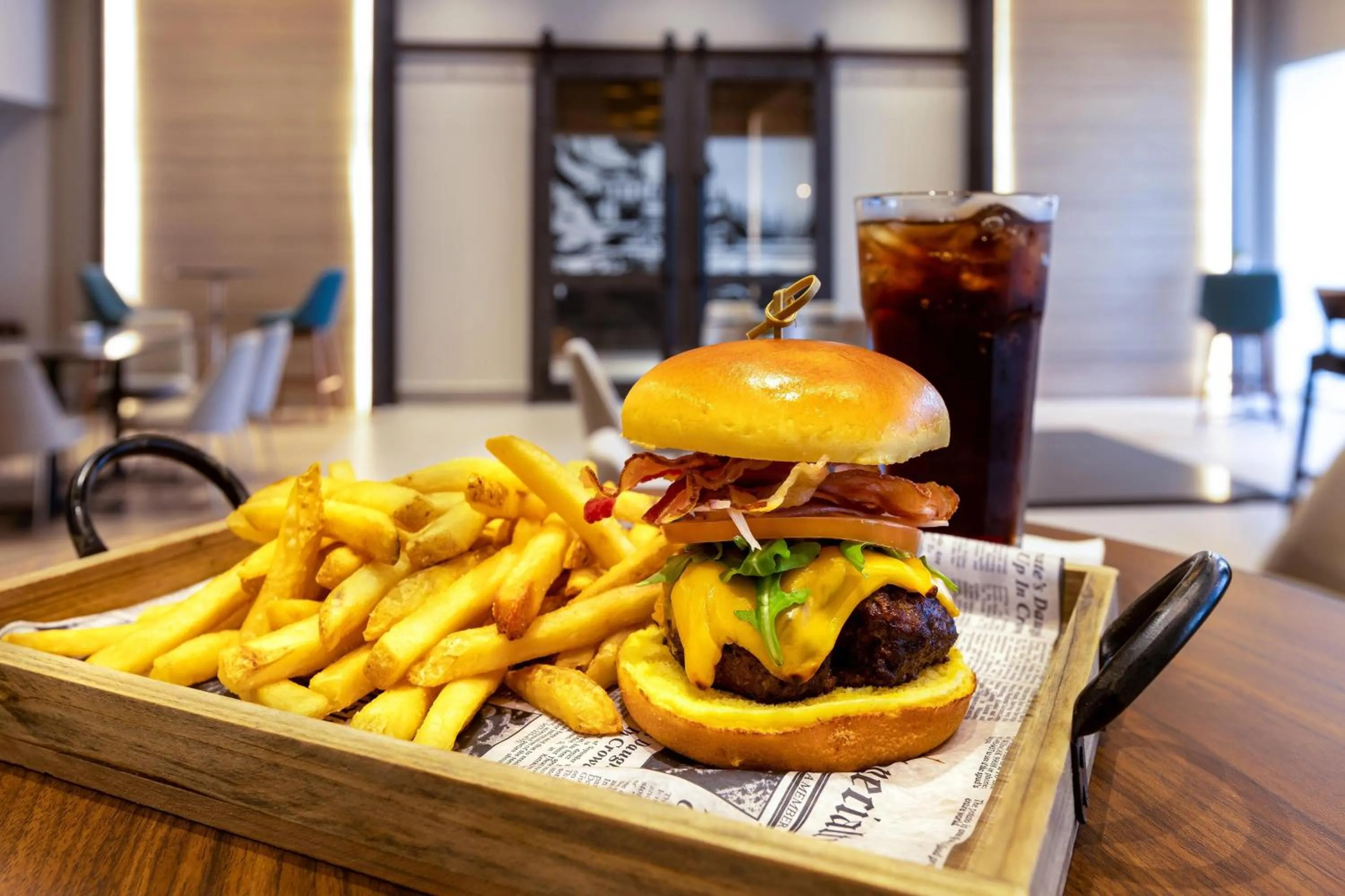 Restaurant/places to eat in Four Points by Sheraton Caguas Real