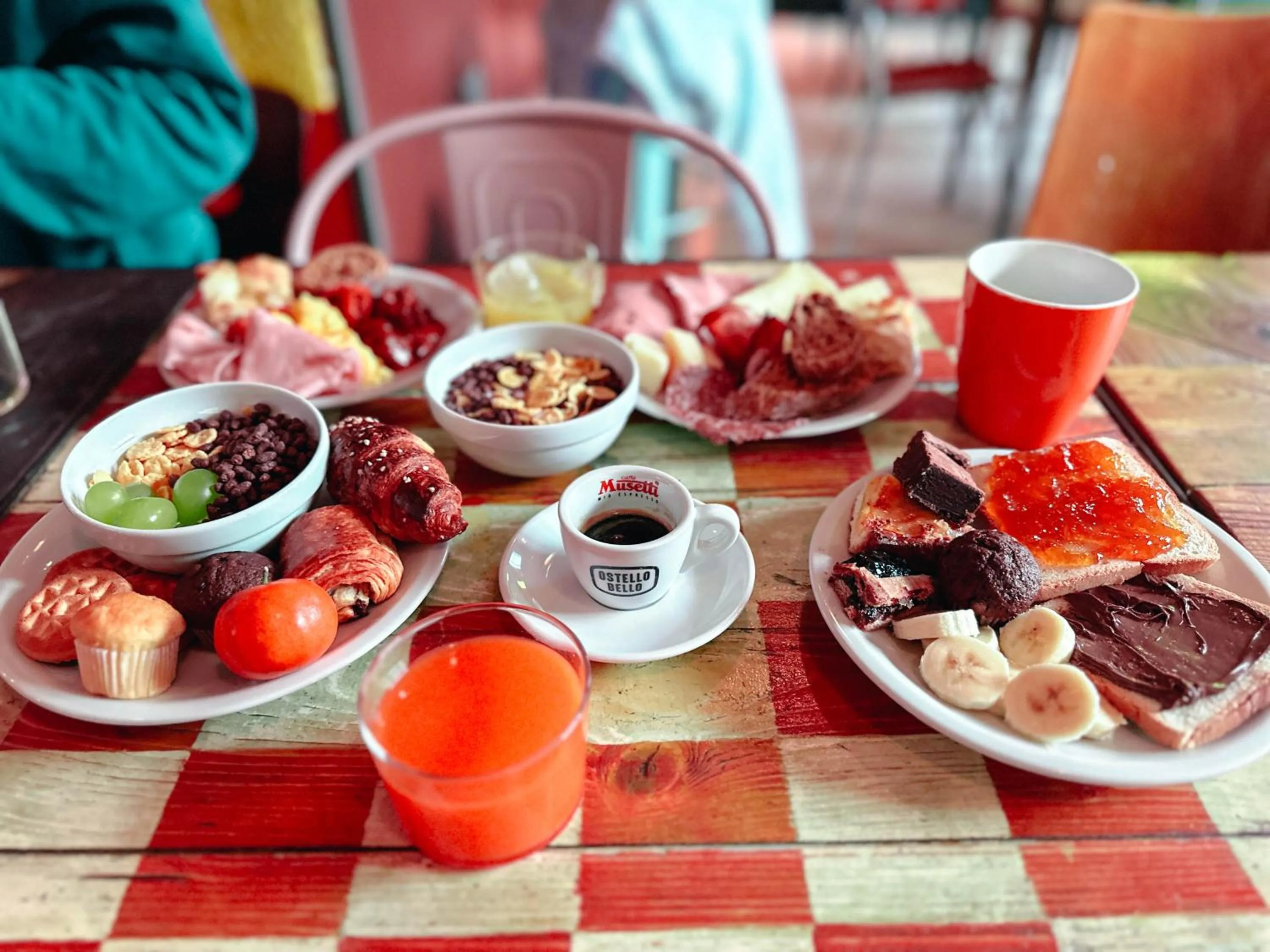 Breakfast in NeapolitanTrips Hotel