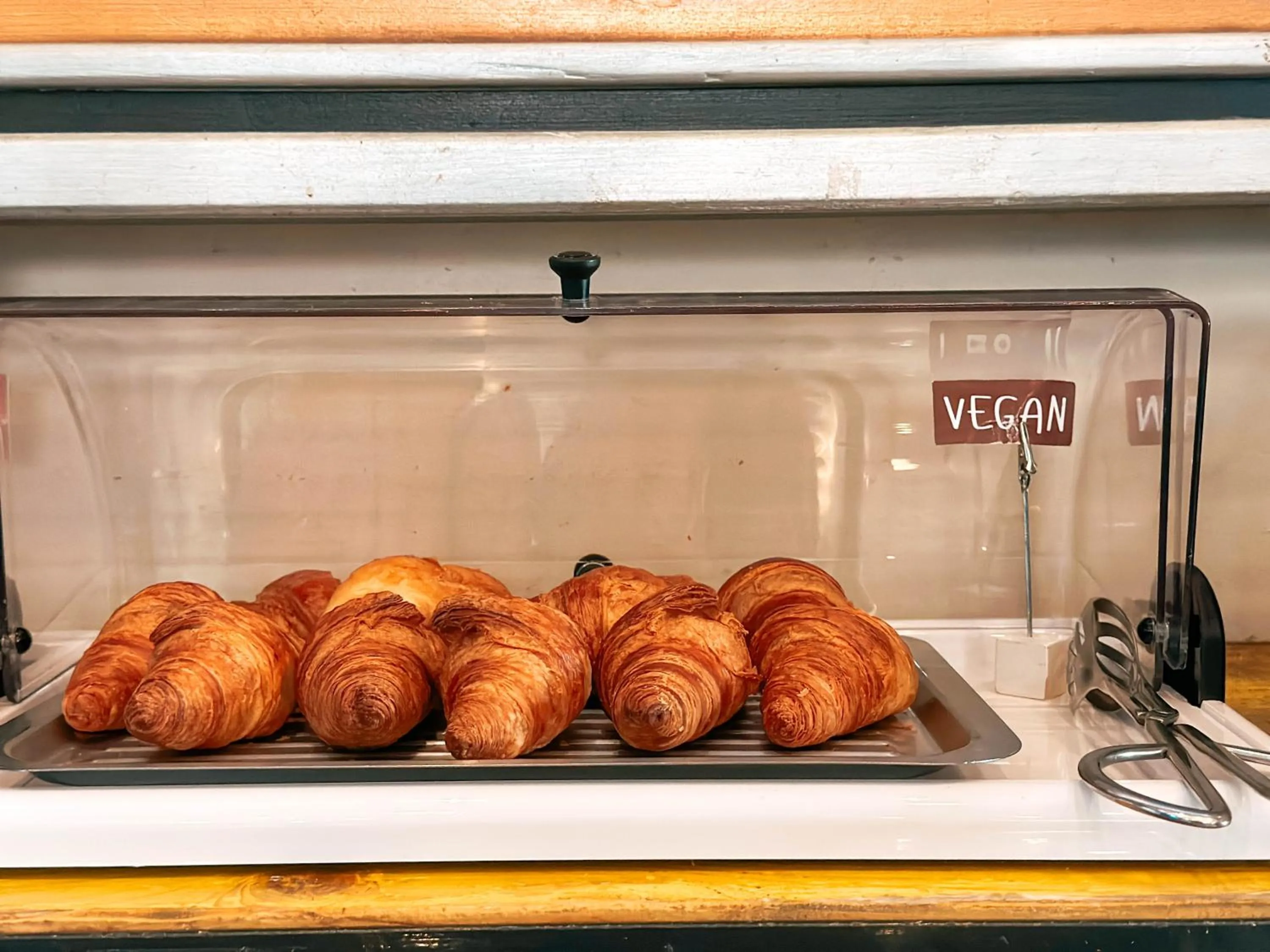 Breakfast in NeapolitanTrips Hotel