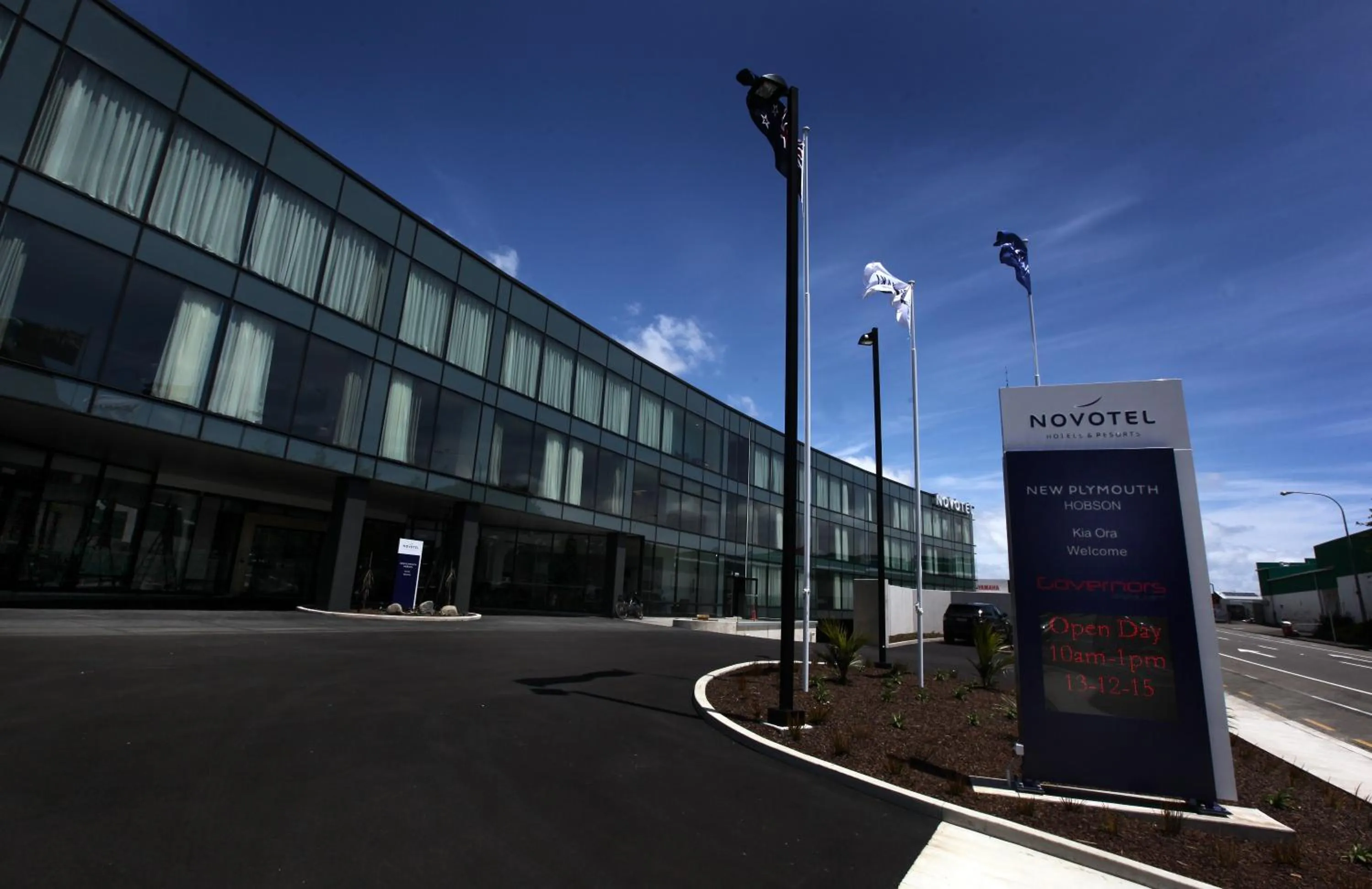 Facade/entrance in Novotel New Plymouth Taranaki