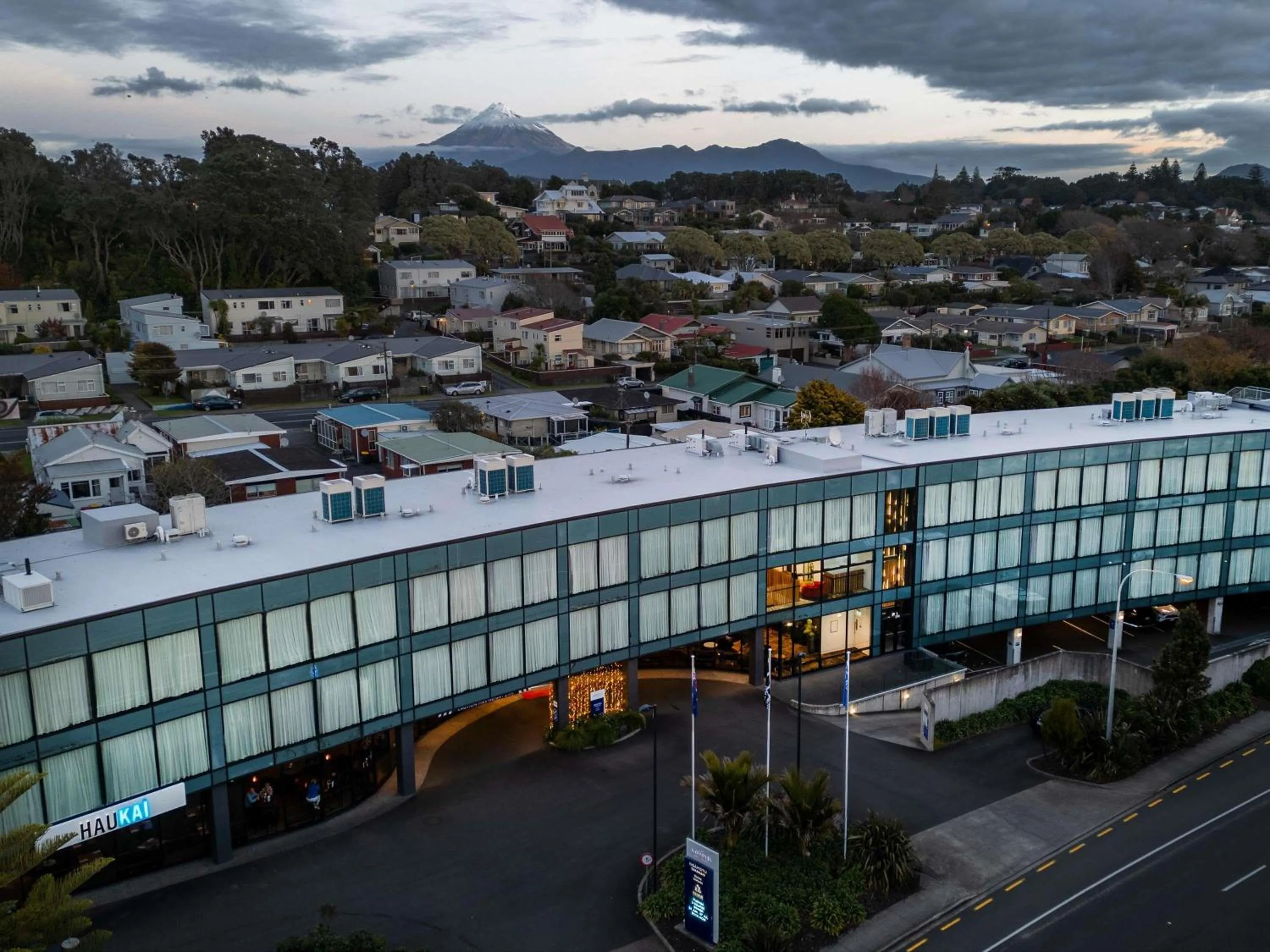 Property building in Novotel New Plymouth Taranaki