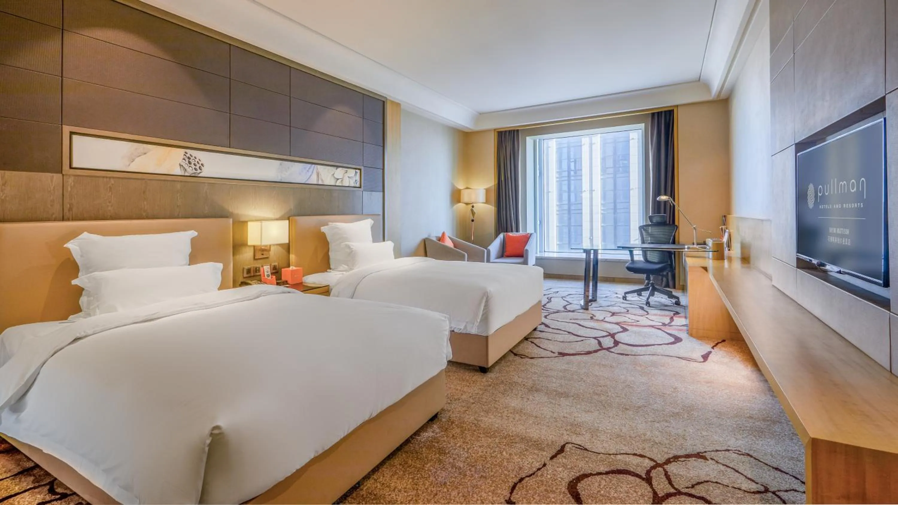 Bed in Pullman Shishi Mattison