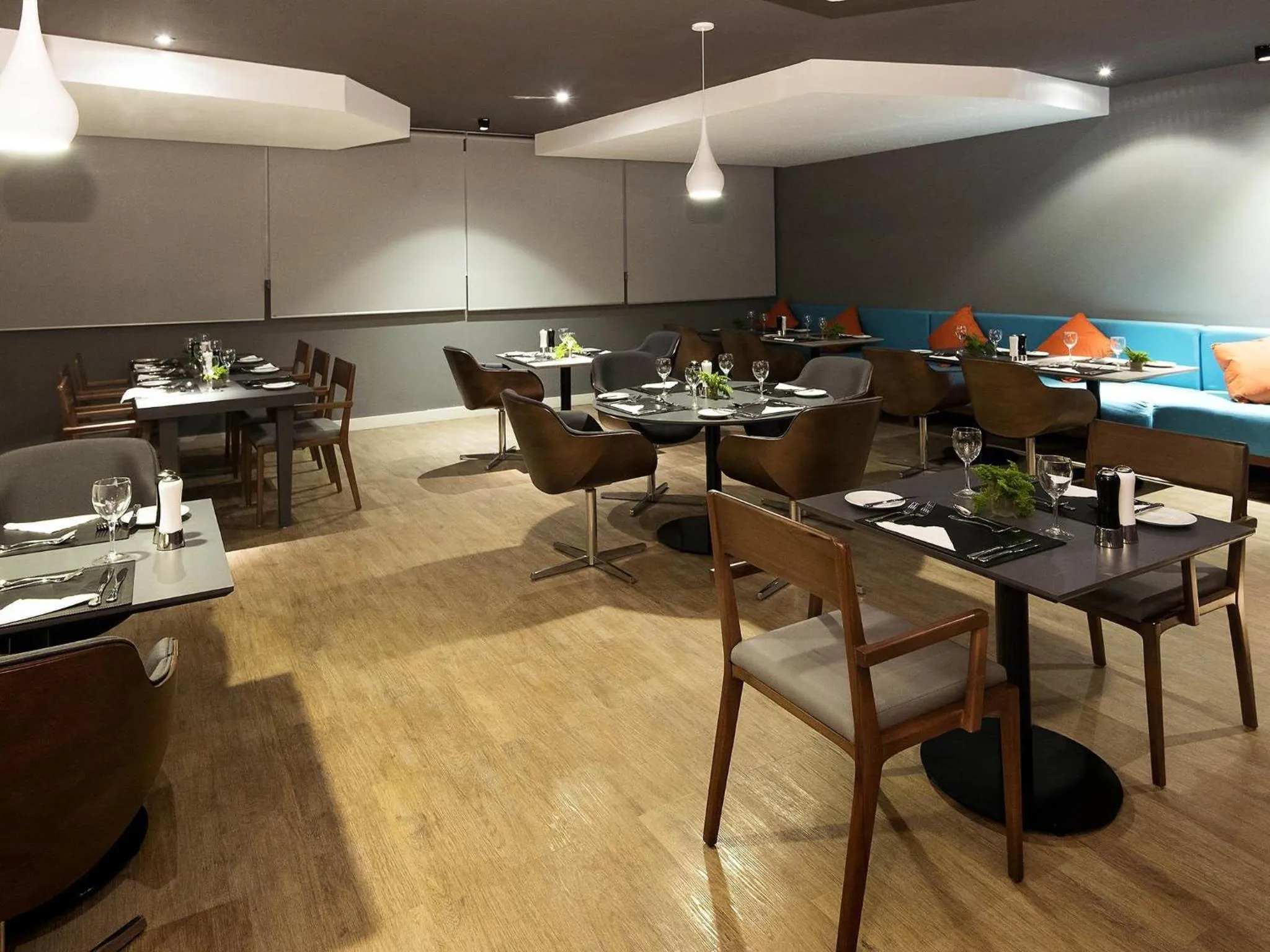 Restaurant/places to eat in Novotel Santos Gonzaga