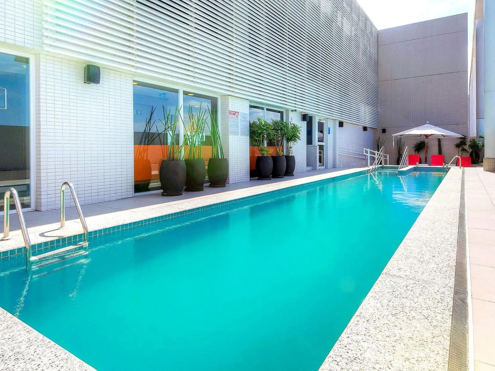 Property building in Novotel Santos Gonzaga