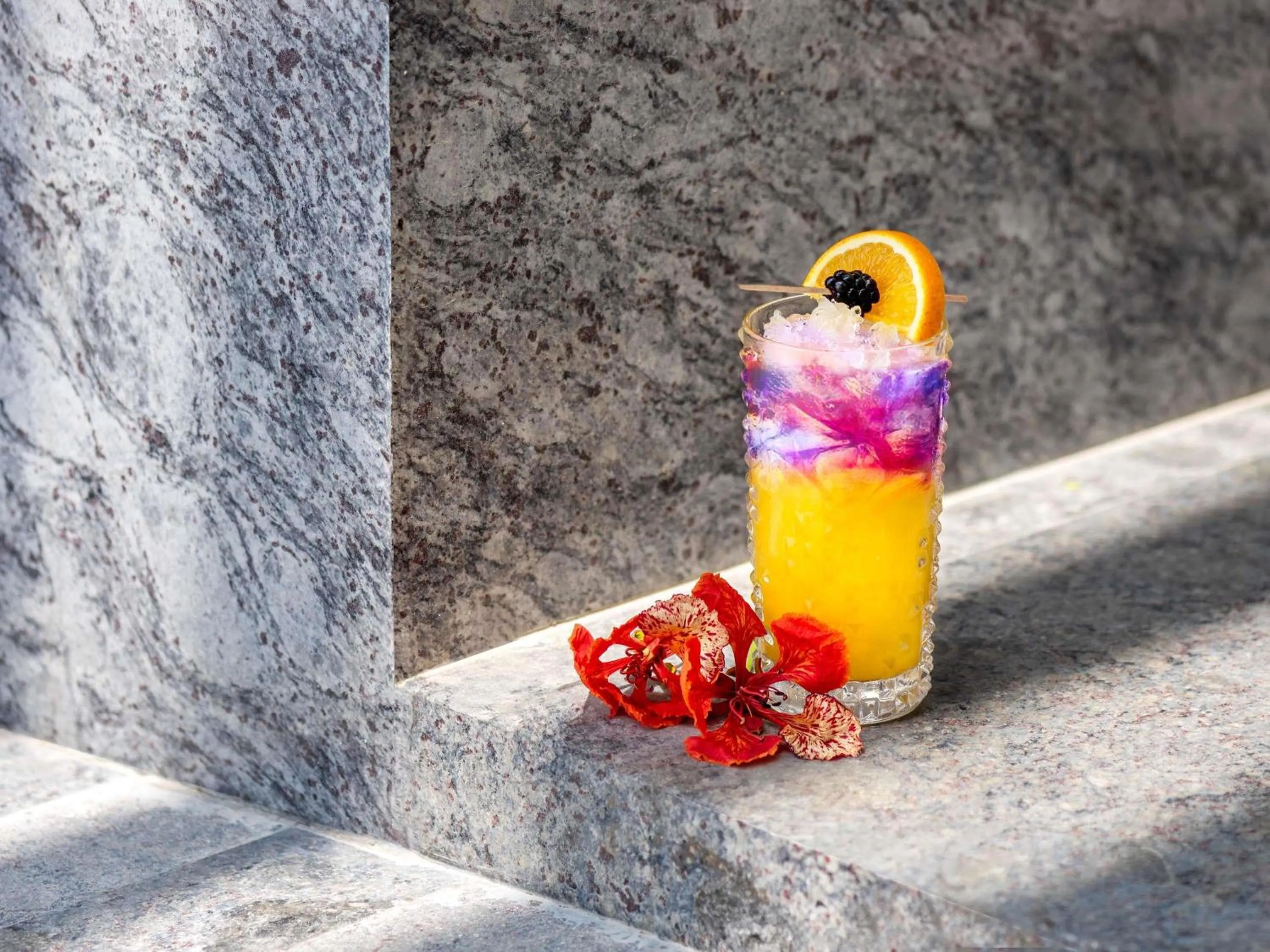 Lounge or bar in Ibis Styles Dragon Mart Dubai