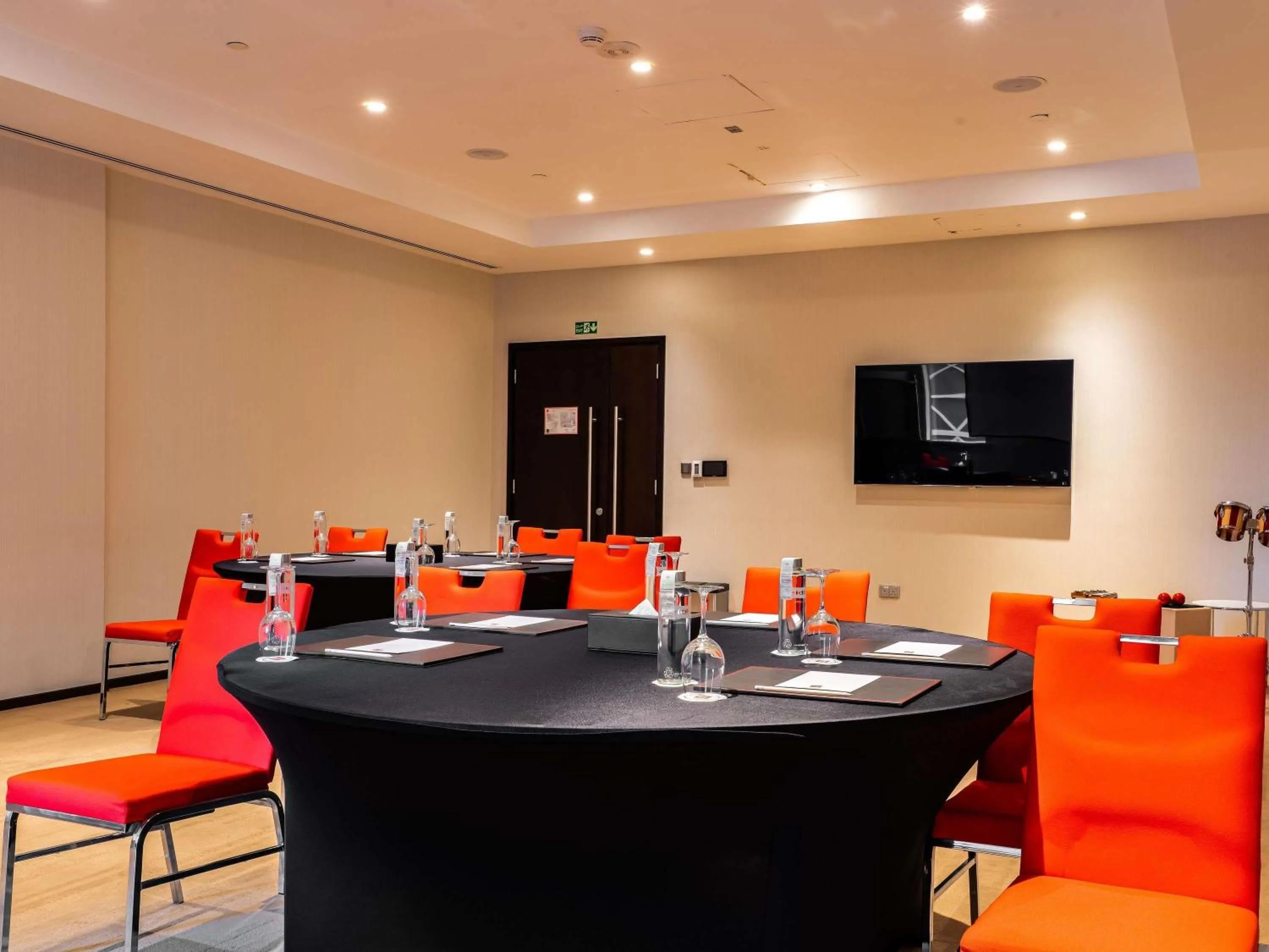 Meeting/conference room in ibis Dubai One Central