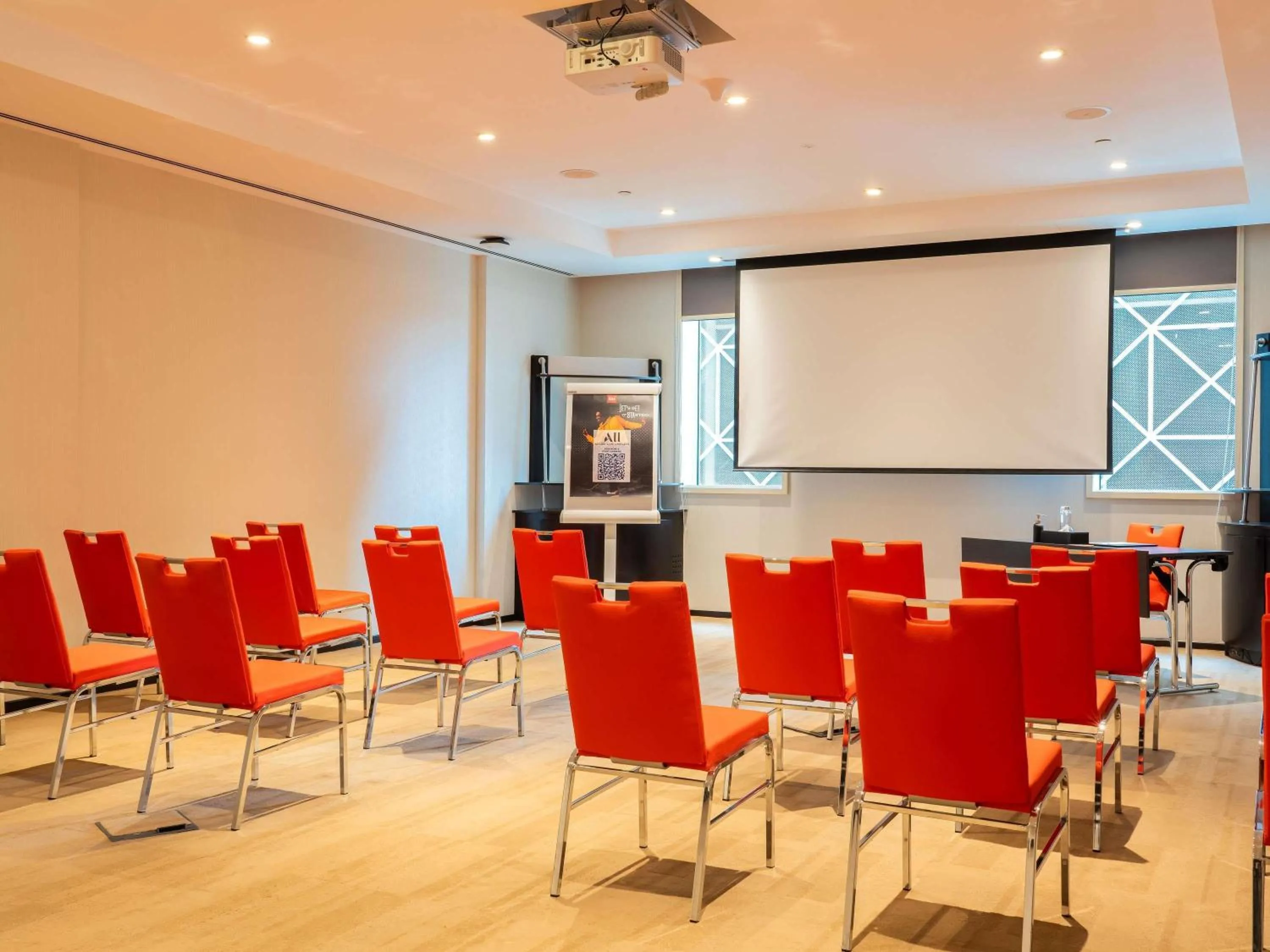 Meeting/conference room in ibis Dubai One Central