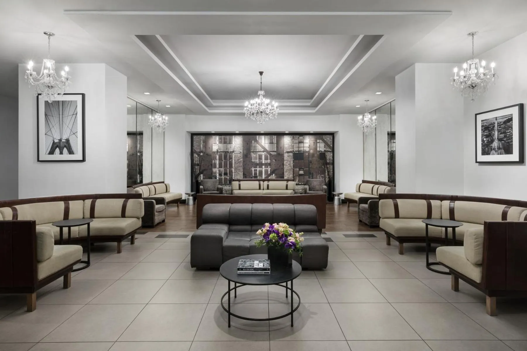 Lobby or reception in Executive Class at MTS Hotel
