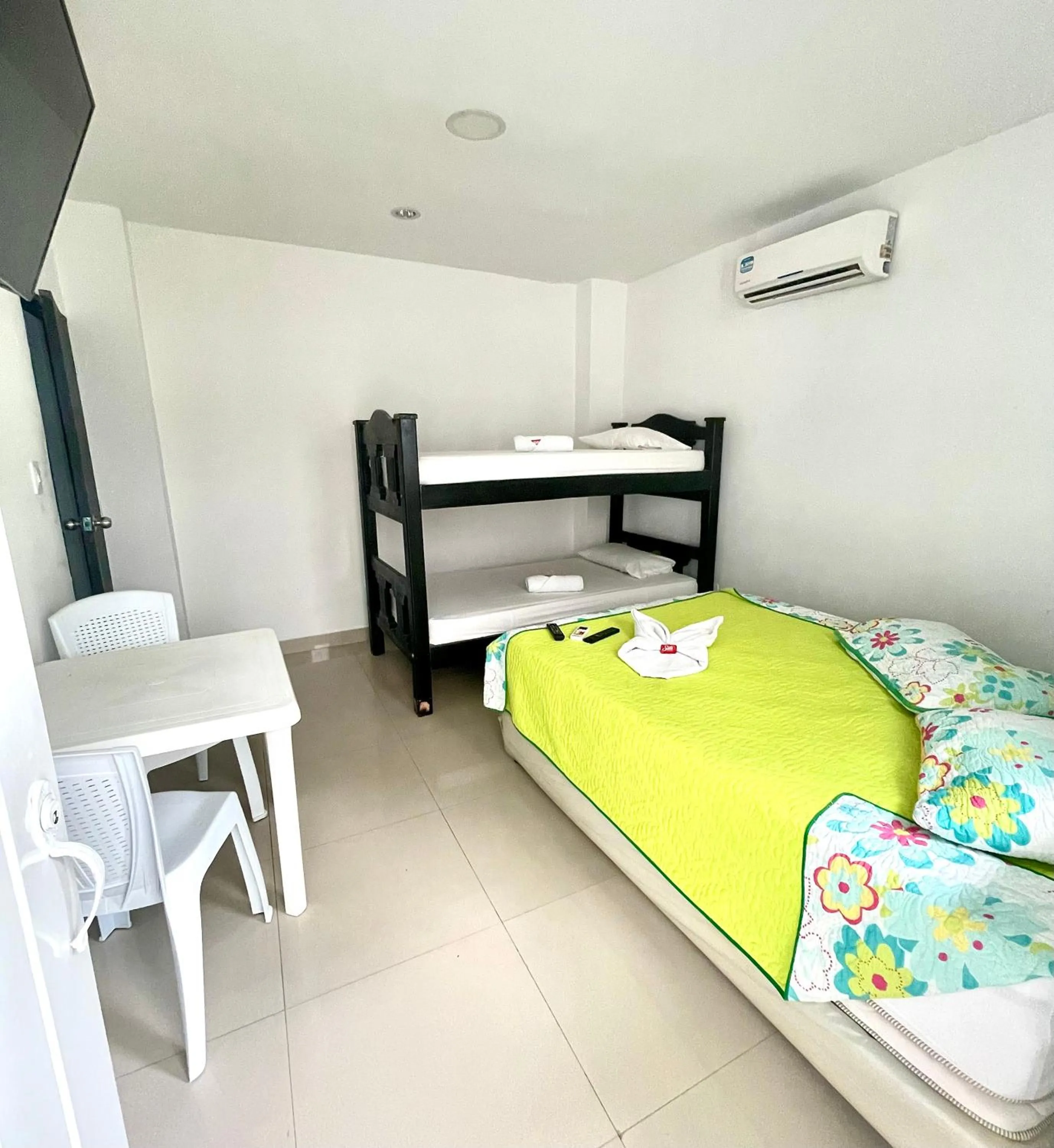 Bed in Hotel Y Restaurante La Quinta