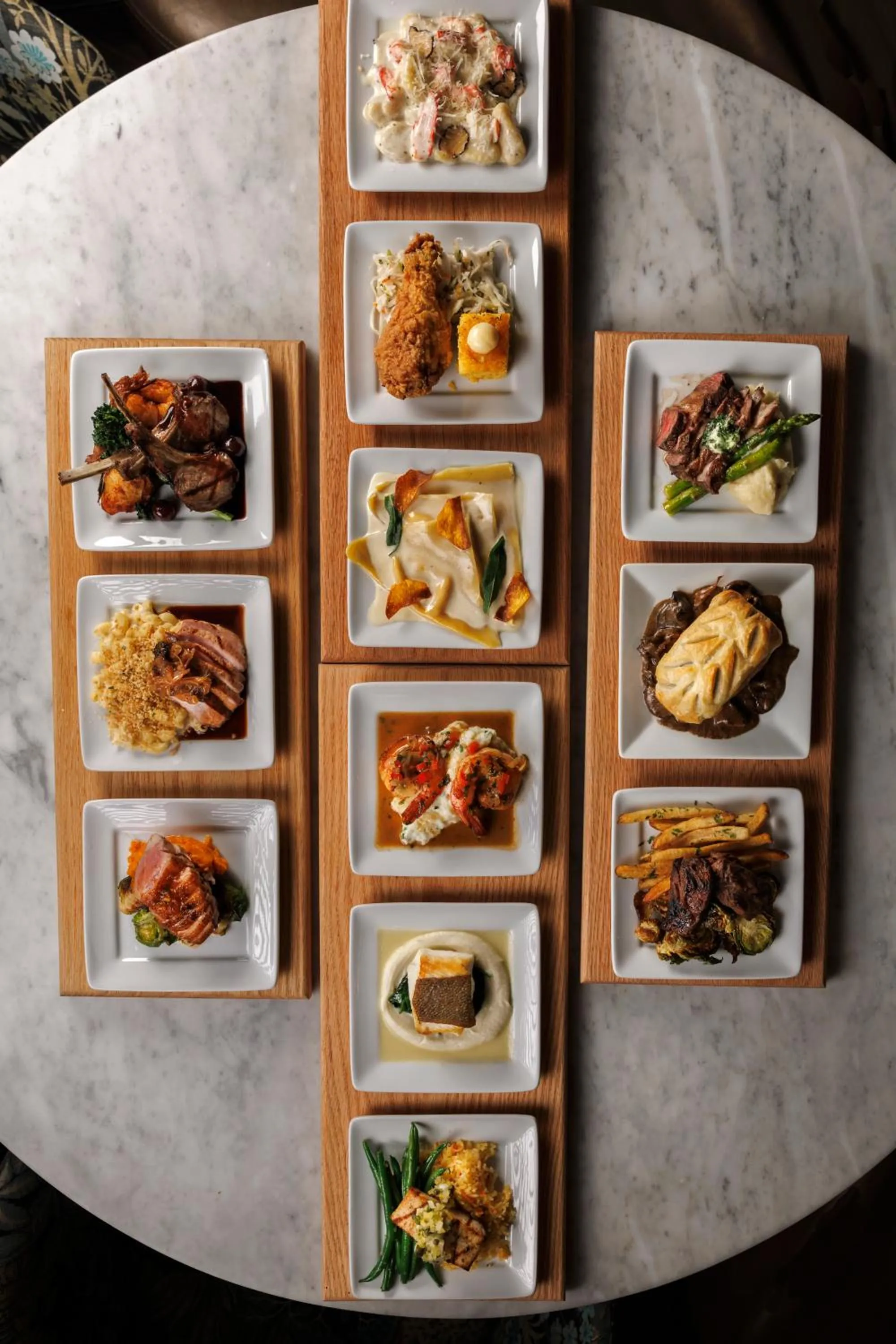 Restaurant/places to eat in Porter Square Hotel