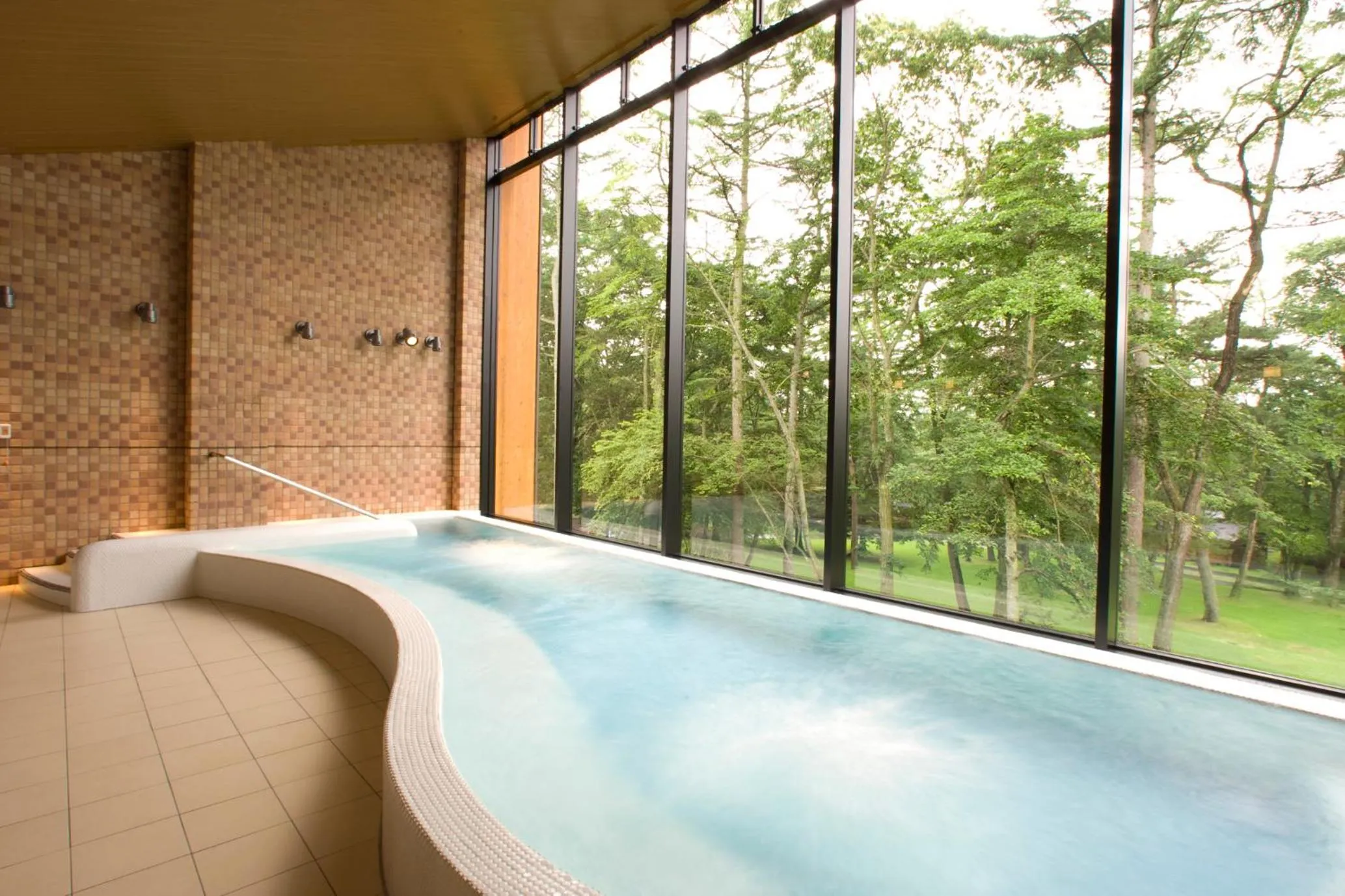 Hot Spring Bath in Karuizawa Prince Hotel East