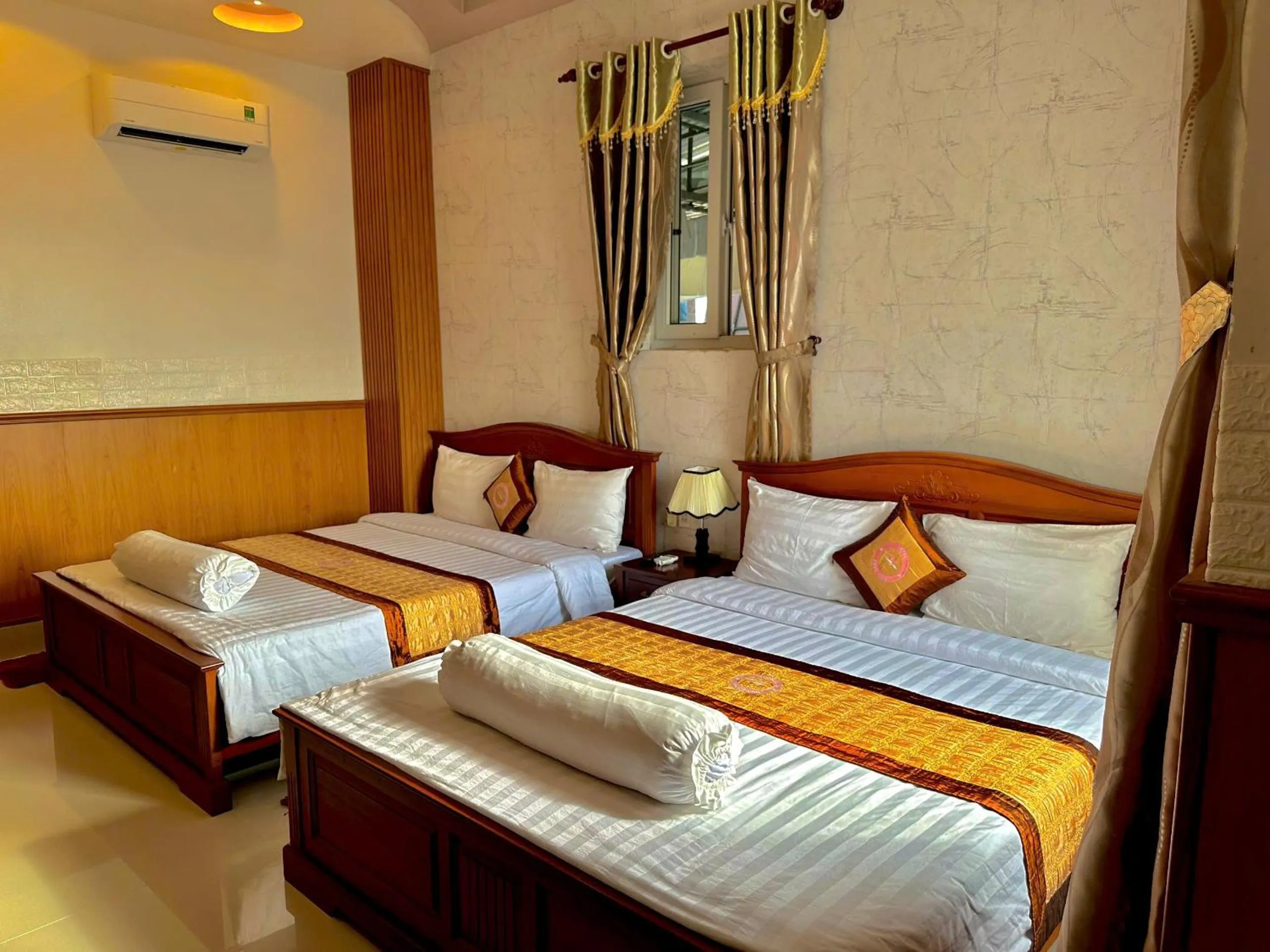 Bed in Phuc Hung 2 Hotel