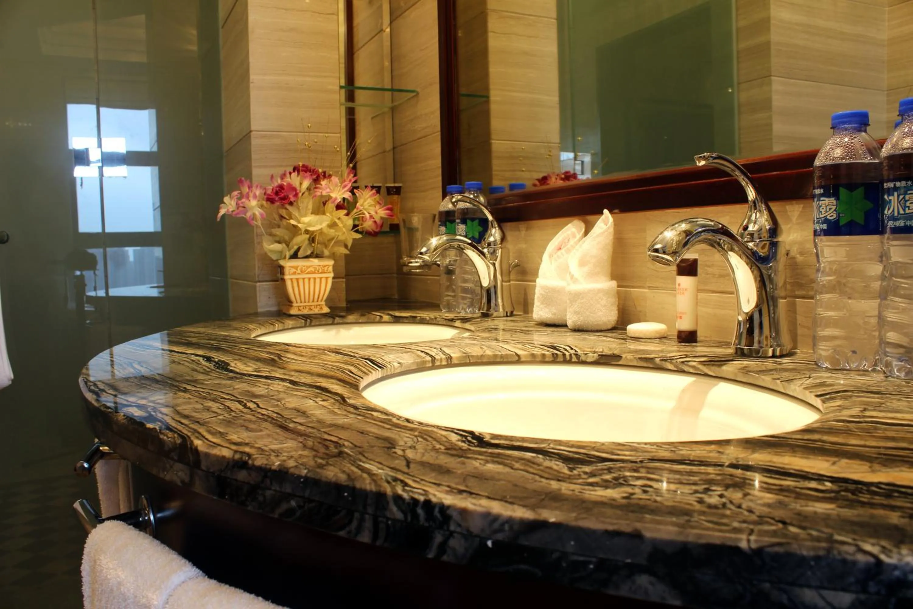 King Room - Non-Smoking in Ramada Plaza By Wyndham Fuzhou South