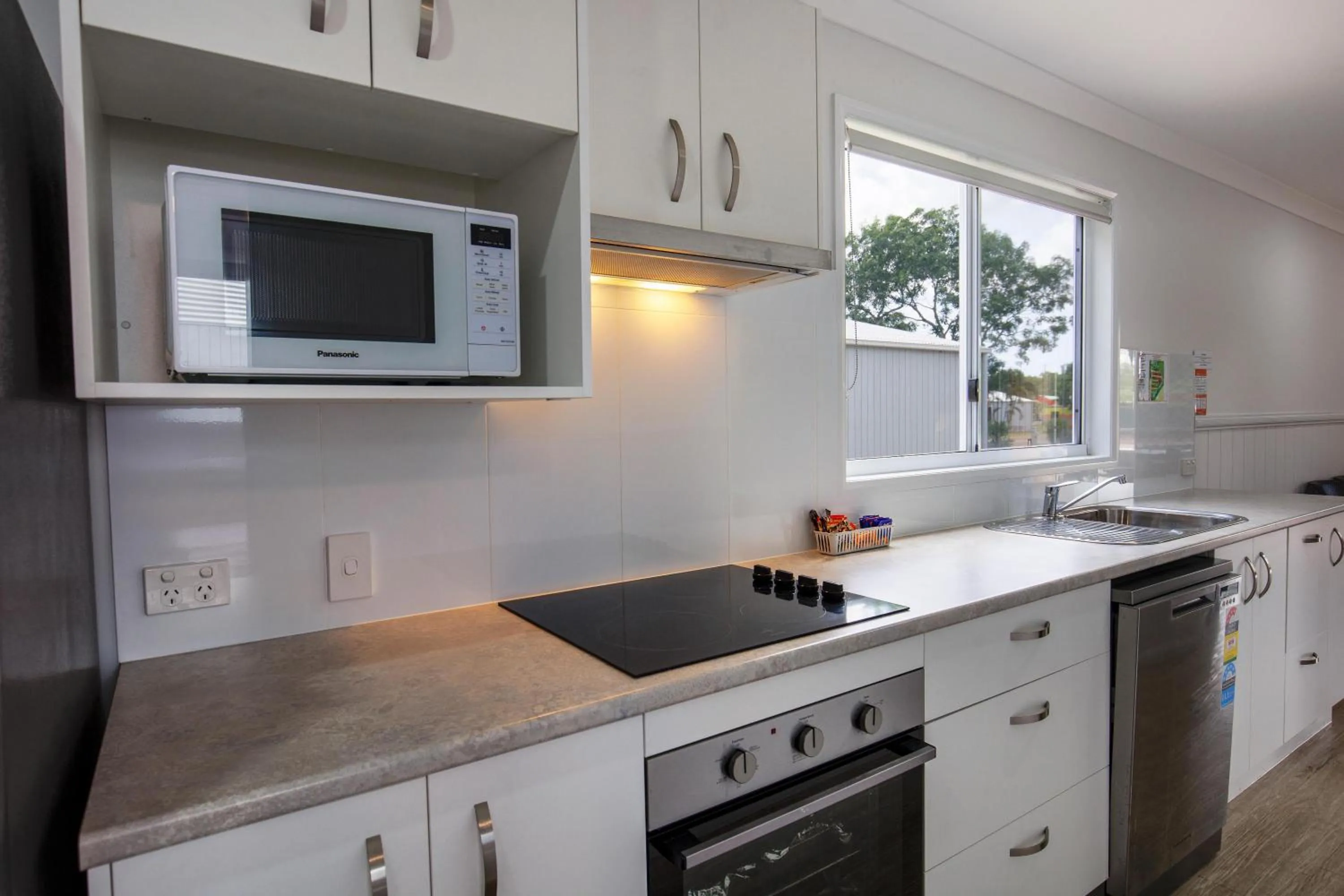 Kitchen or kitchenette in Ingenia Holidays Townsville