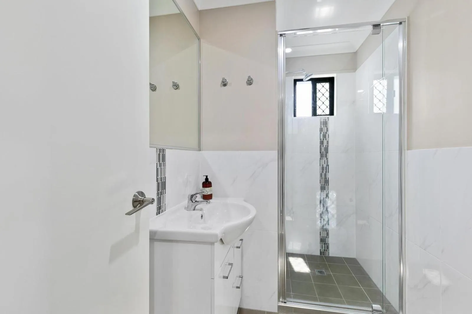 Shower in Ingenia Holidays Townsville