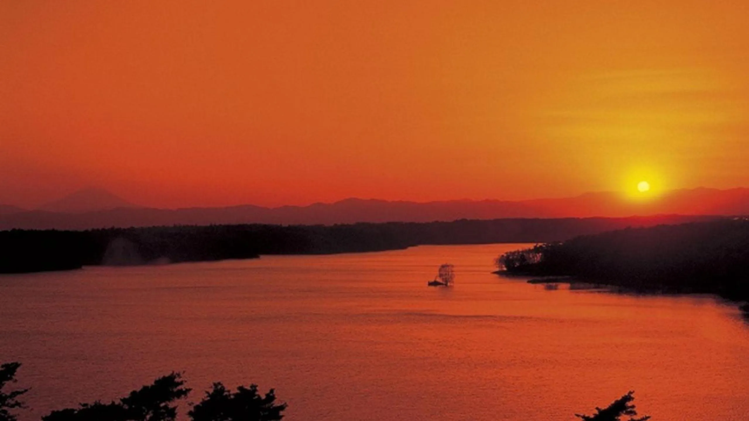 Lake view in Kikusuitei