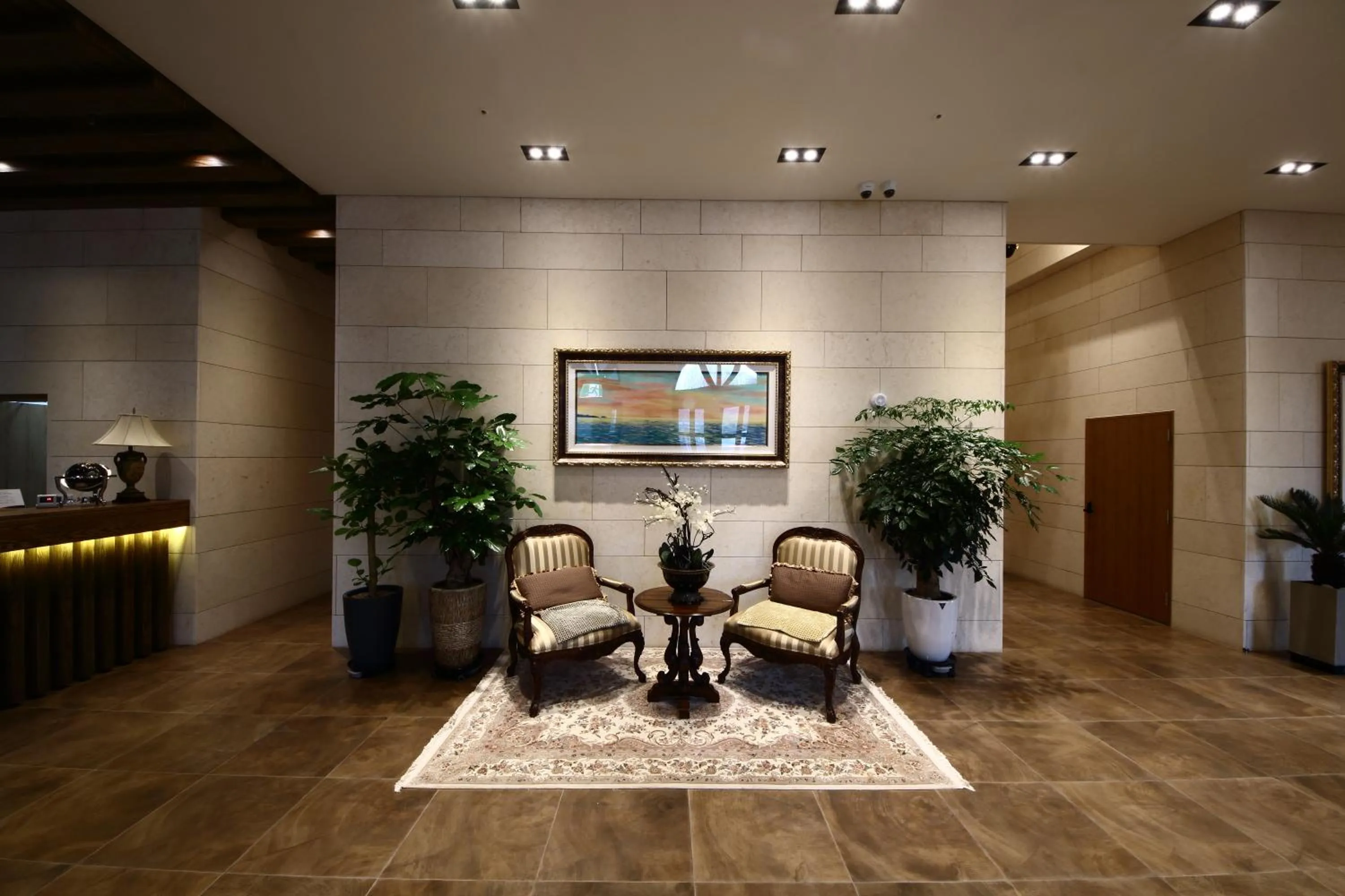 Lobby or reception in Benikea The H Hotel