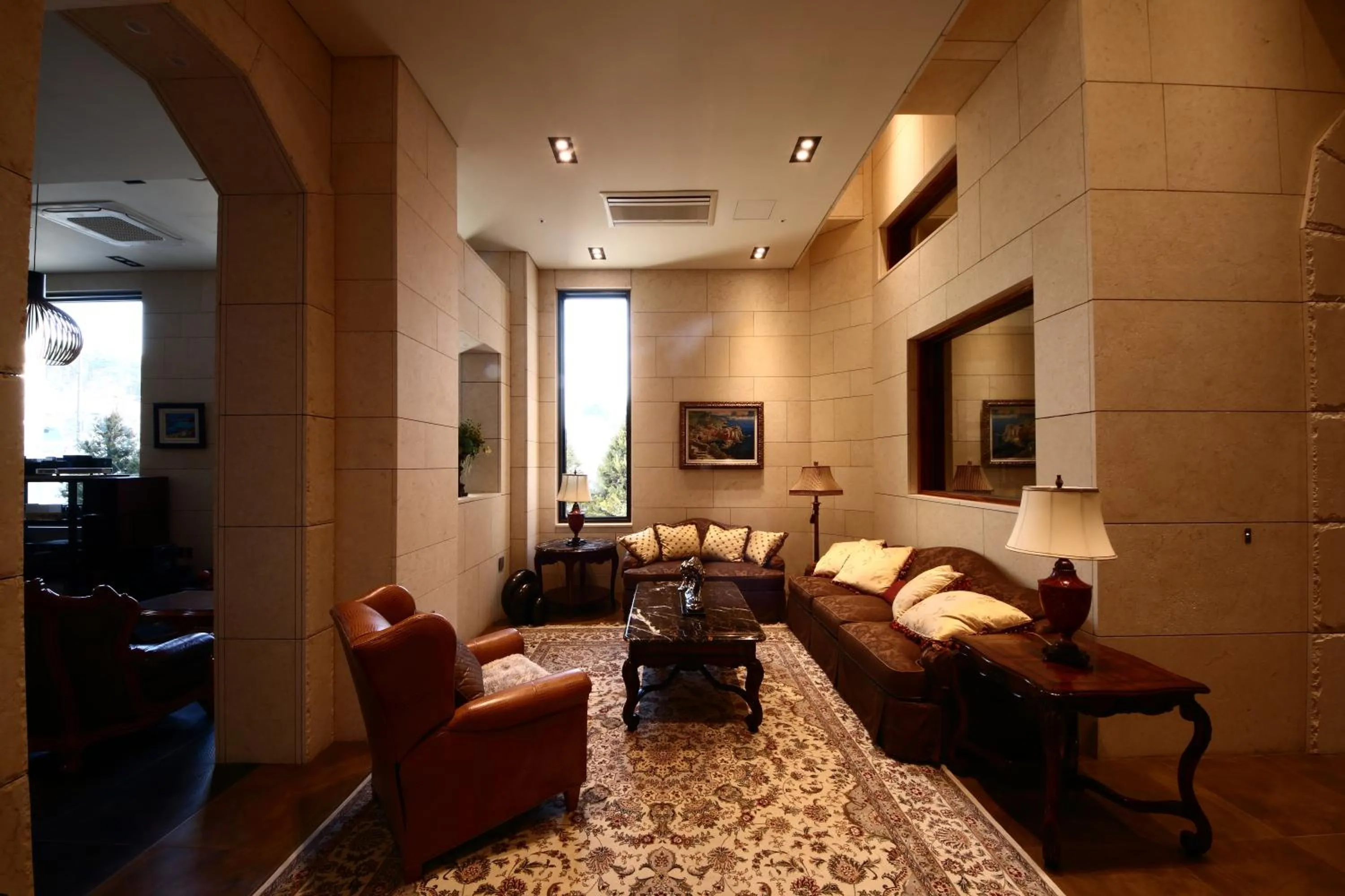 Lobby or reception in Benikea The H Hotel