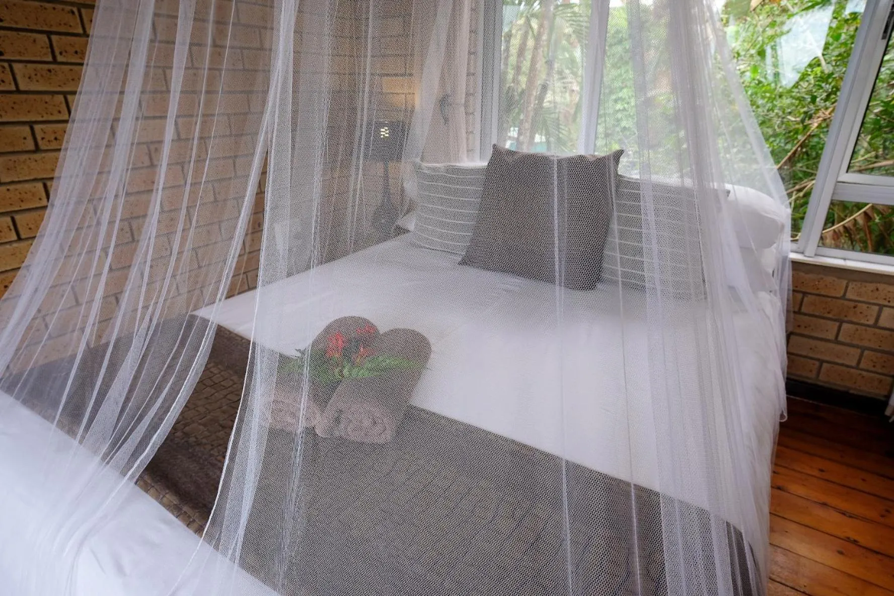 Bed in Ingwenya Lodge