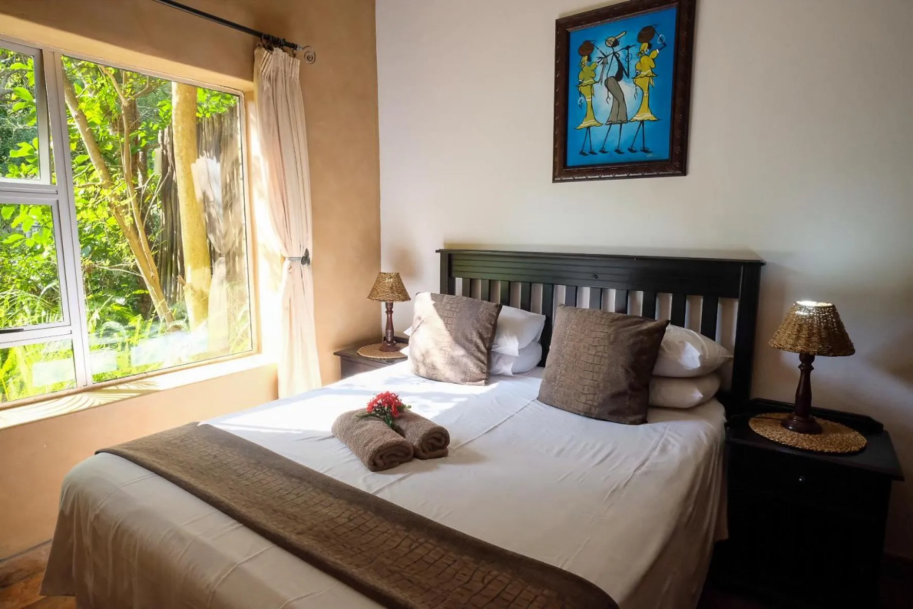 Bed in Ingwenya Lodge