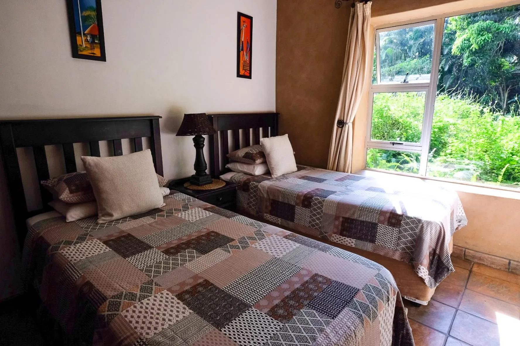 Bed in Ingwenya Lodge