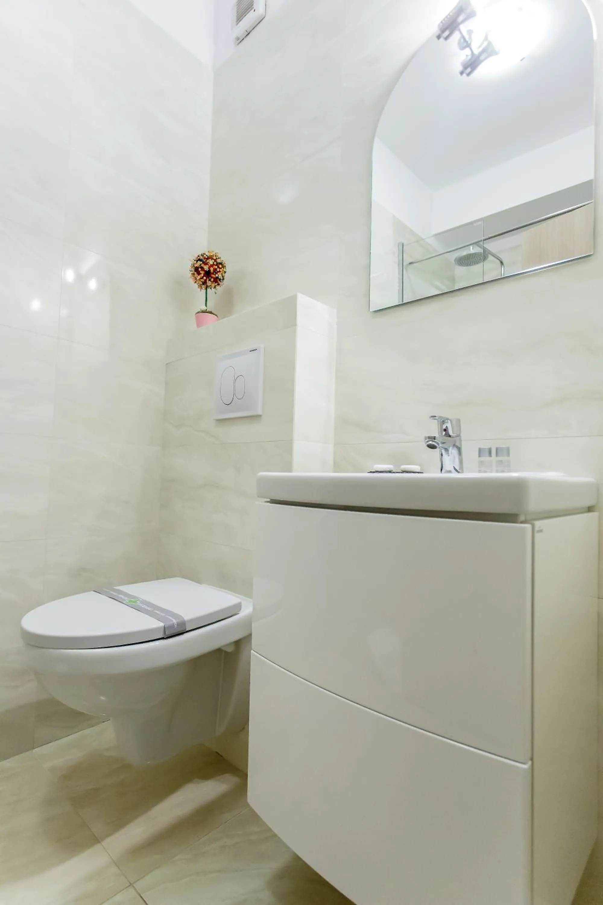 Shower in Iassium Residence Iasi