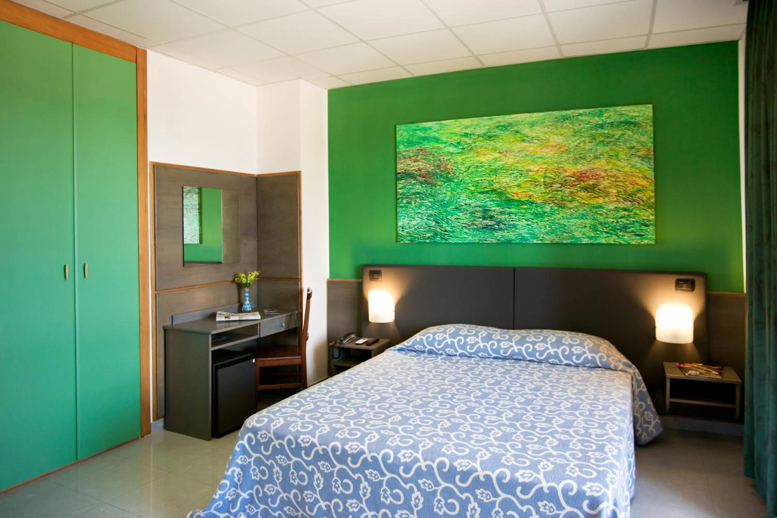 Bed in Hotel Côte D'Est