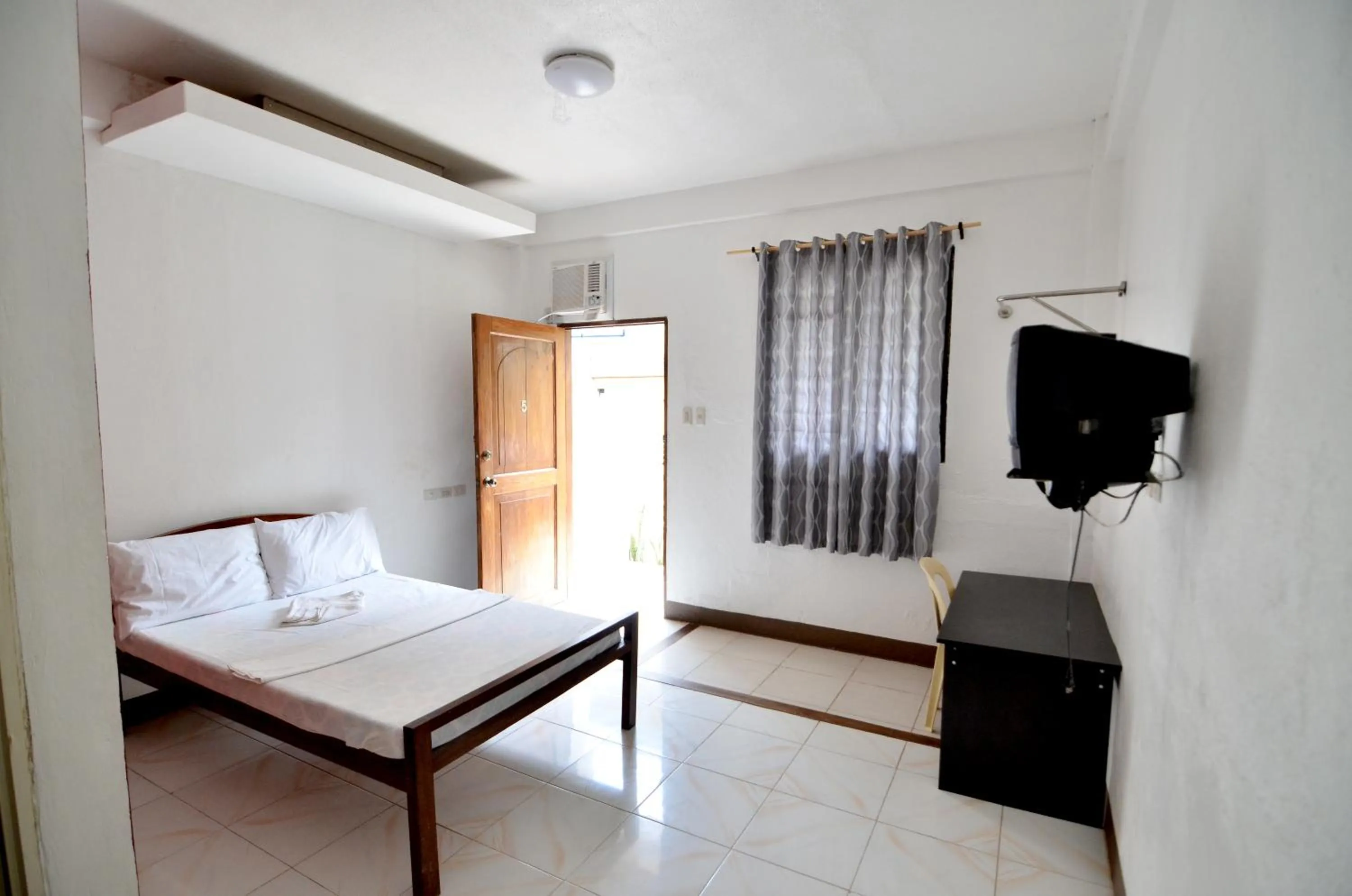 Property building in Highway to H Inn