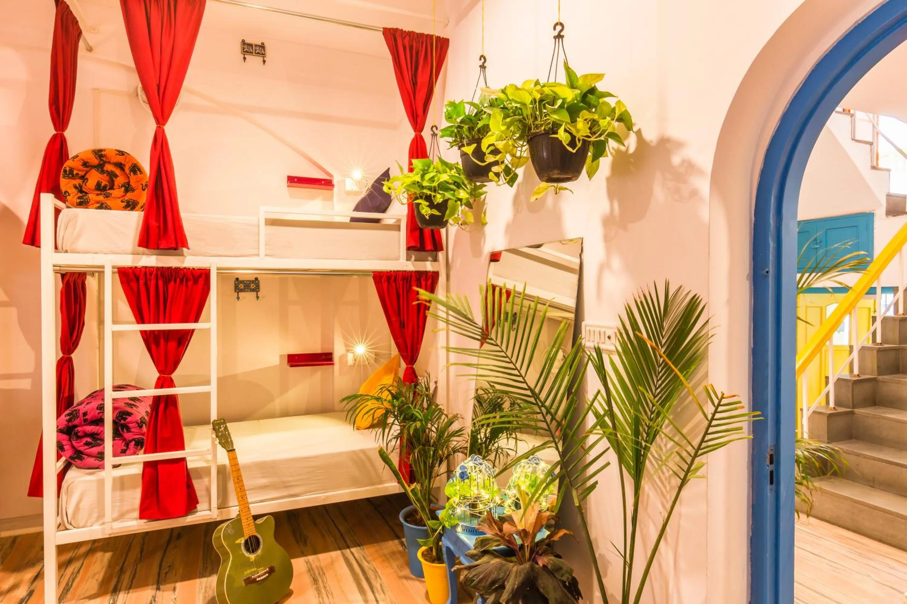 bunk bed in goSTOPS Lite Jaipur