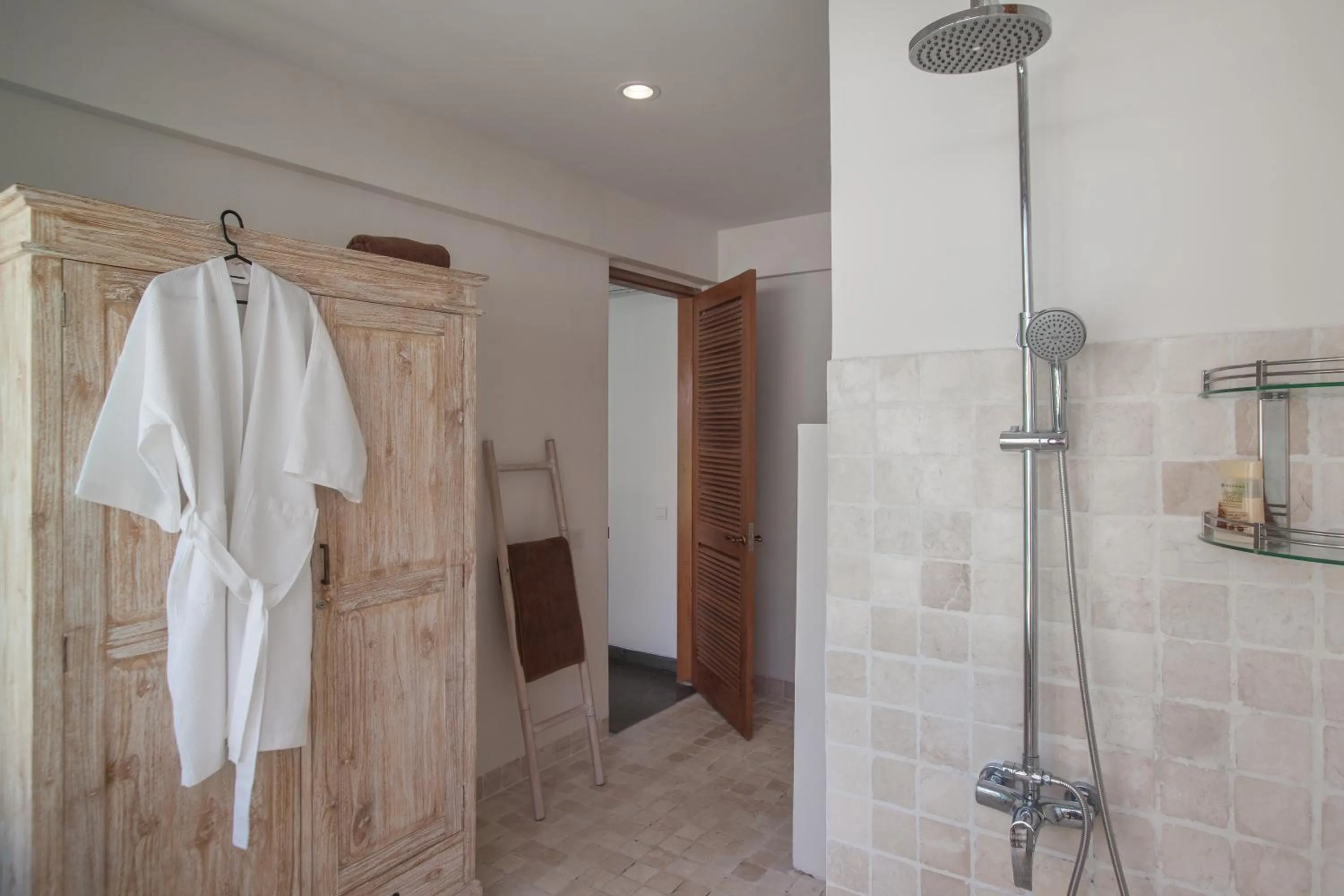 Shower in Two Lizards Beach Villas