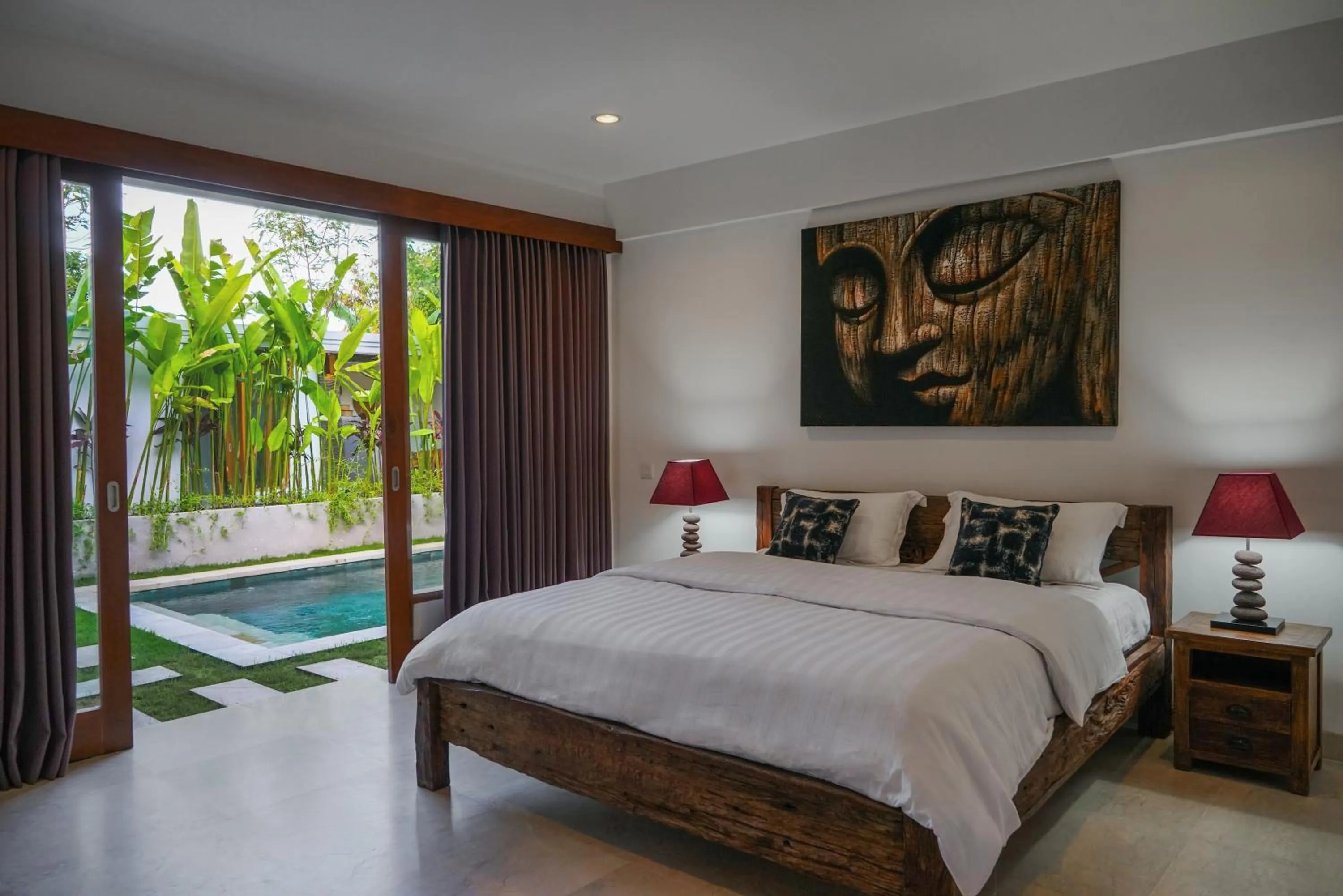 Bedroom, Bed in Two Lizards Beach Villas