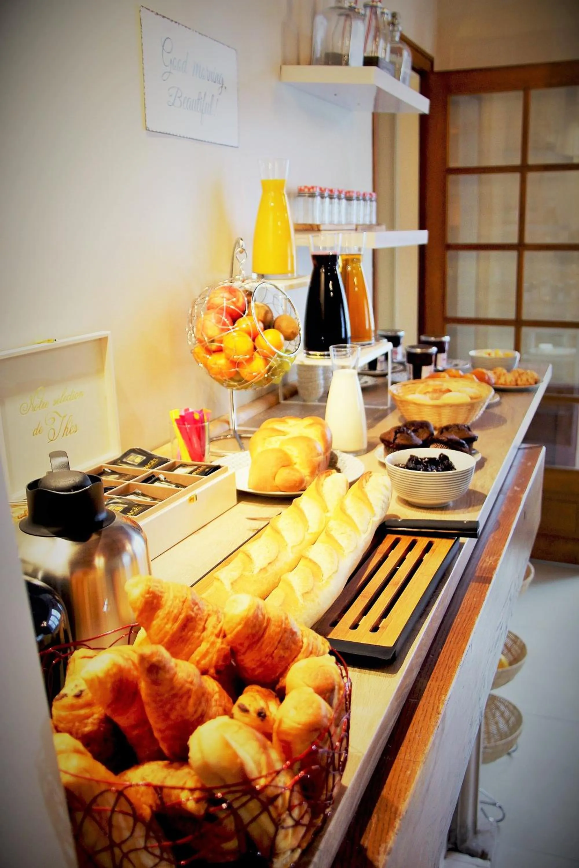 Continental breakfast in Villa Louis Victor