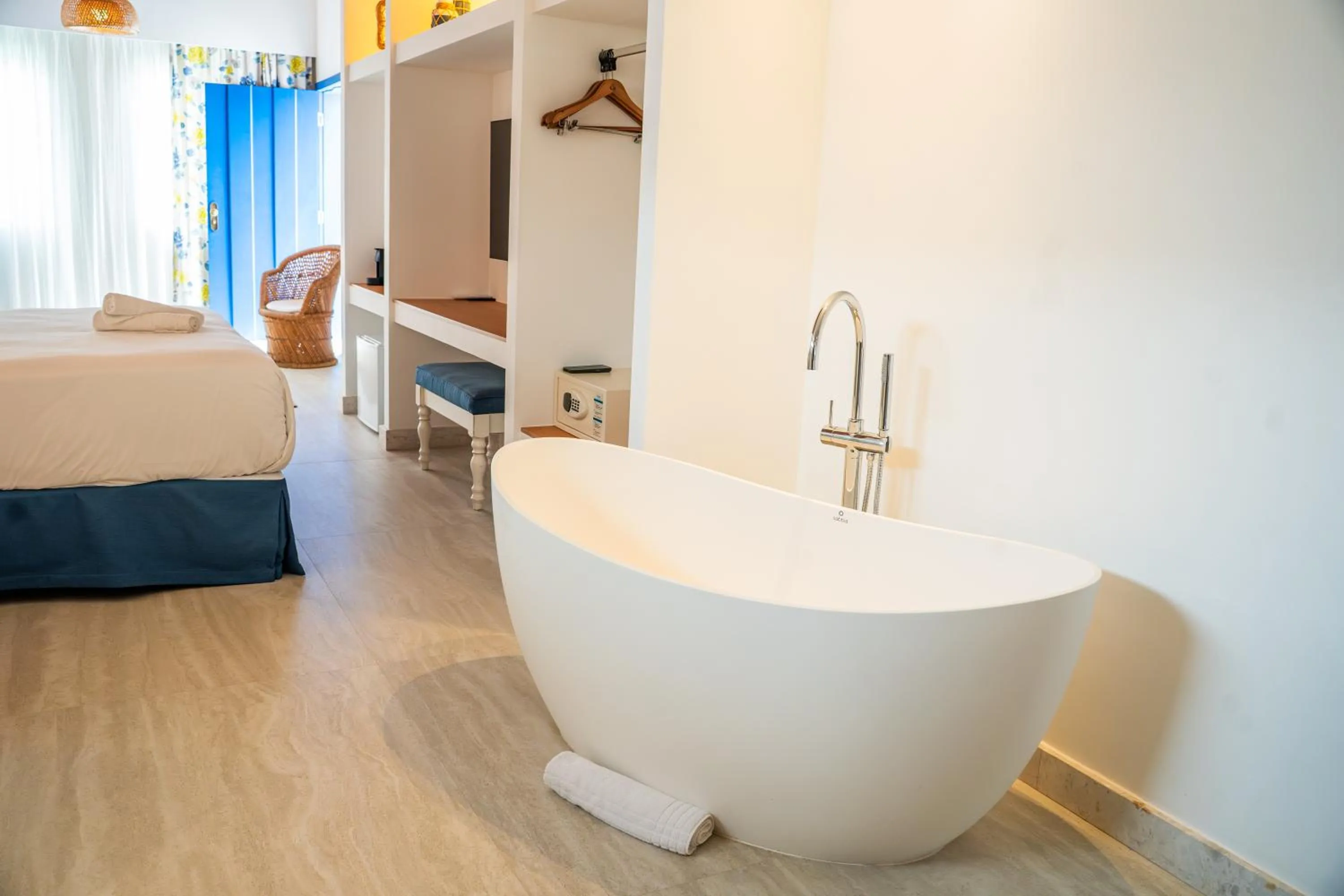 Photo of the whole room, Bed in Hotel Solar do Arco