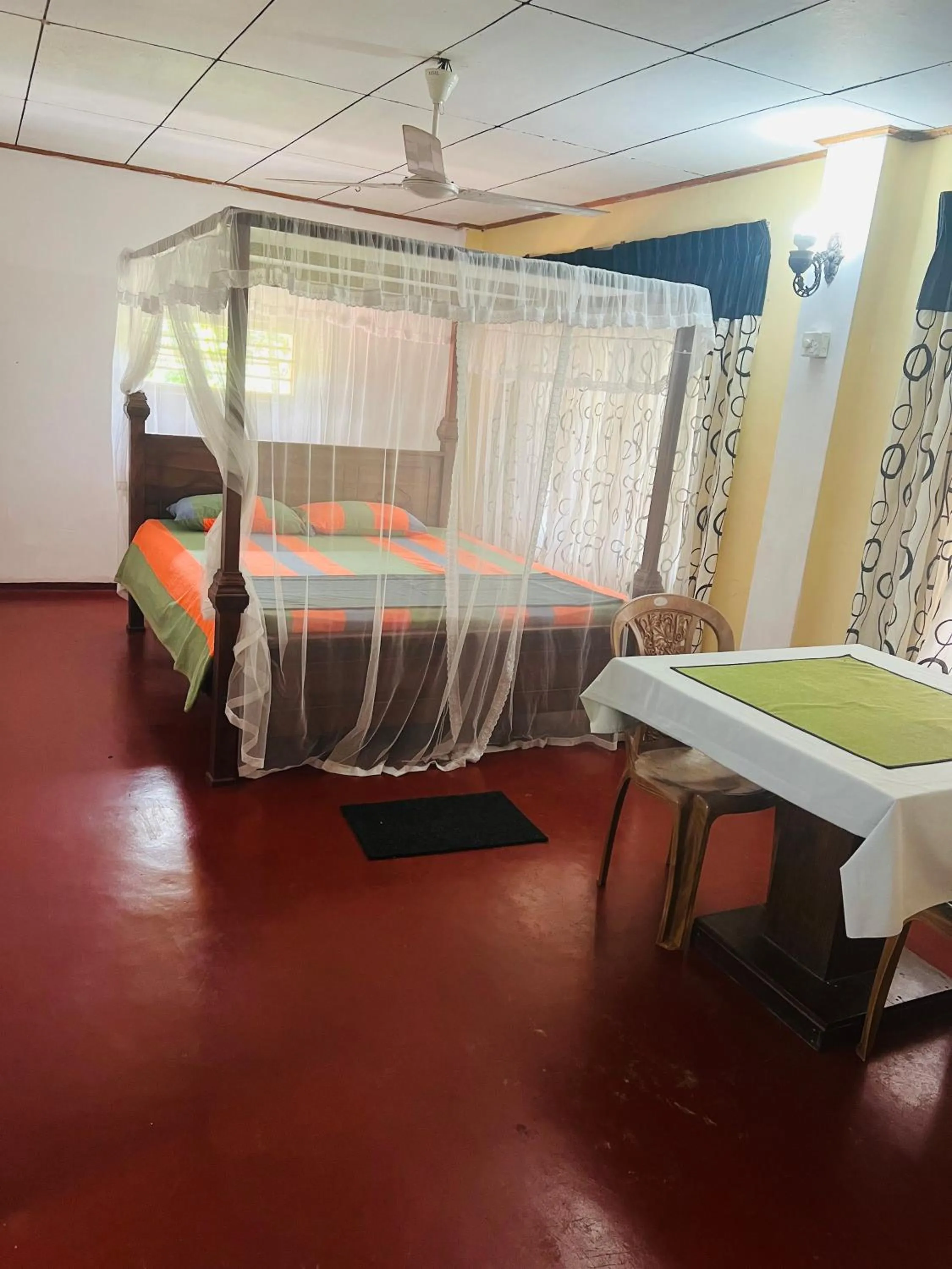 Bed in Medawatta Villa