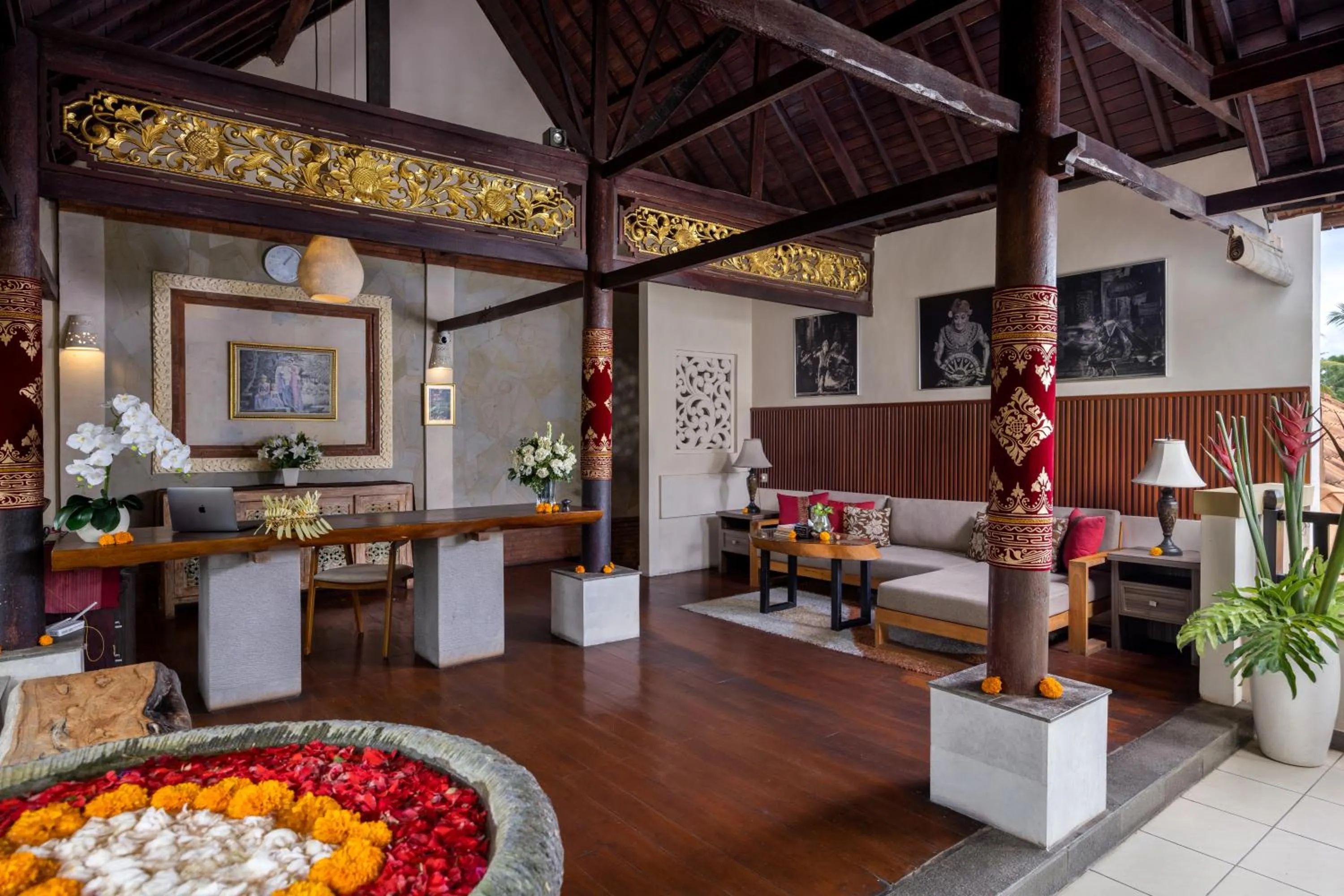 Lobby or reception in Griya Shanti Villas & Spa