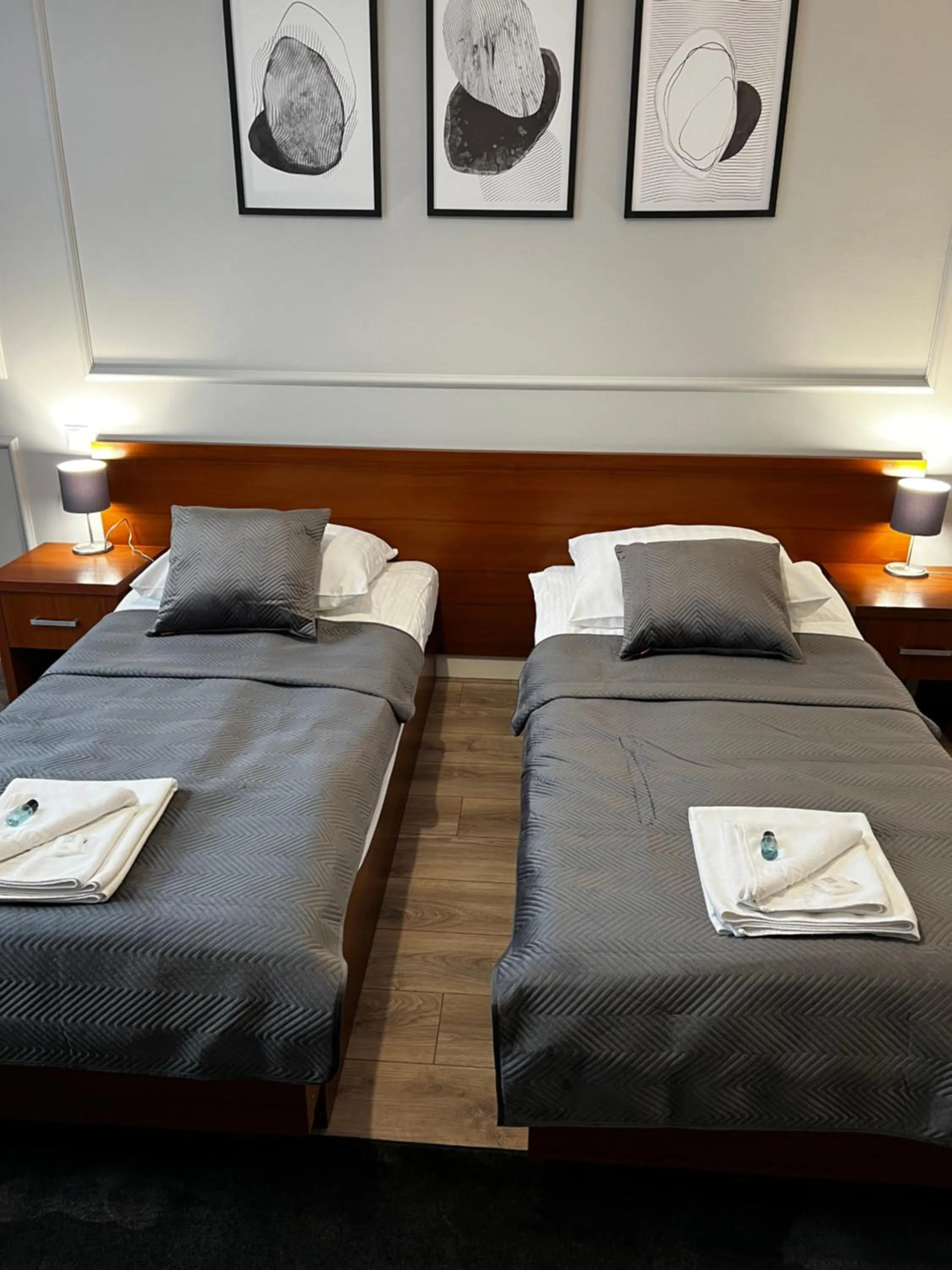 Bed in Nad Starą Nidą ***