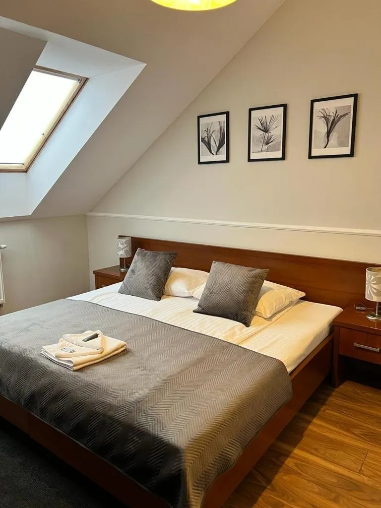 Bed in Nad Starą Nidą ***