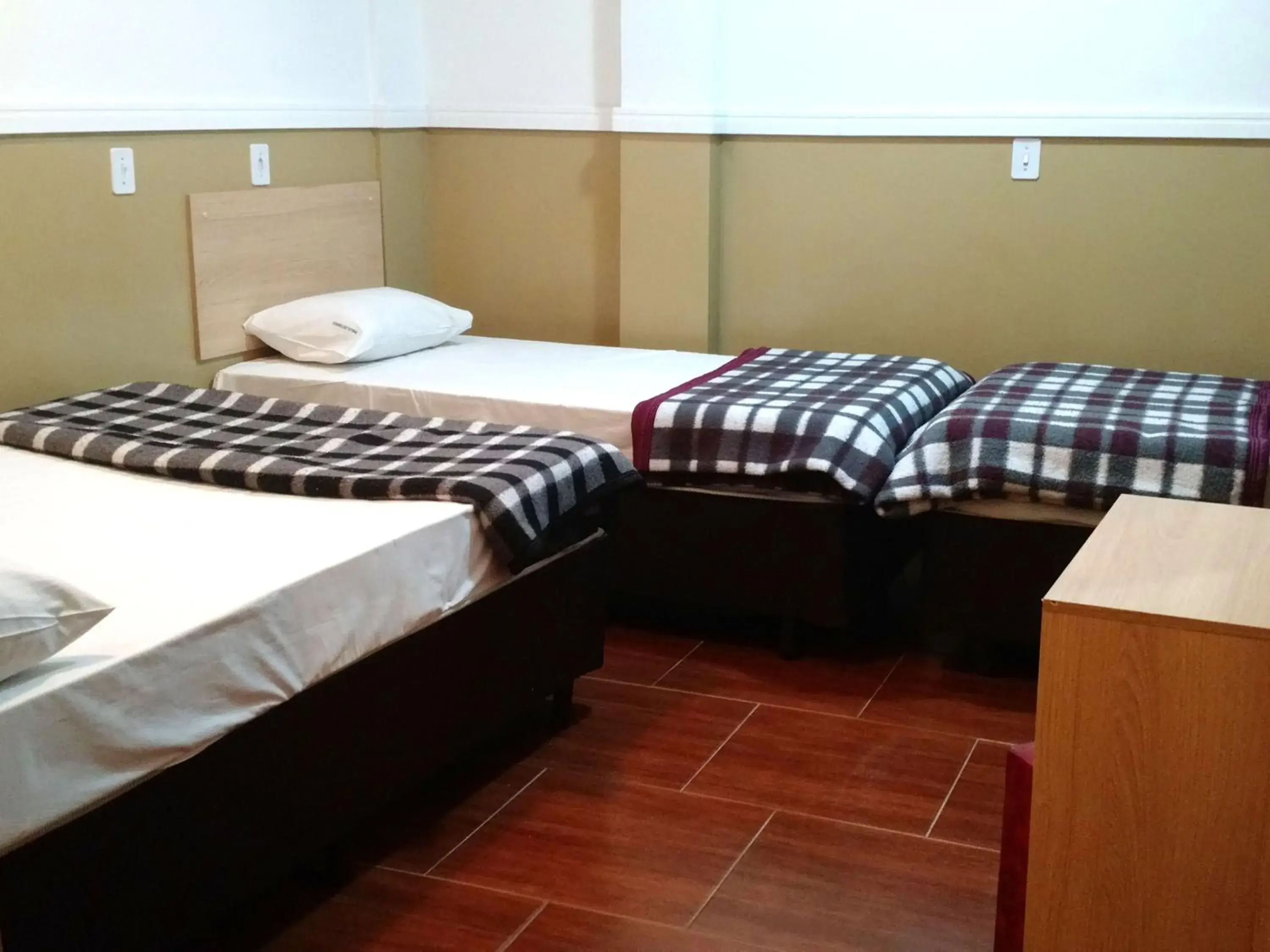 Quadruple Room - single occupancy - Disability Access in HOTEL PAULISTANO Parque Anhembi Quadruple Room - single occupancy - Disability Access in HOTEL PAULISTANO Parque Anhembi