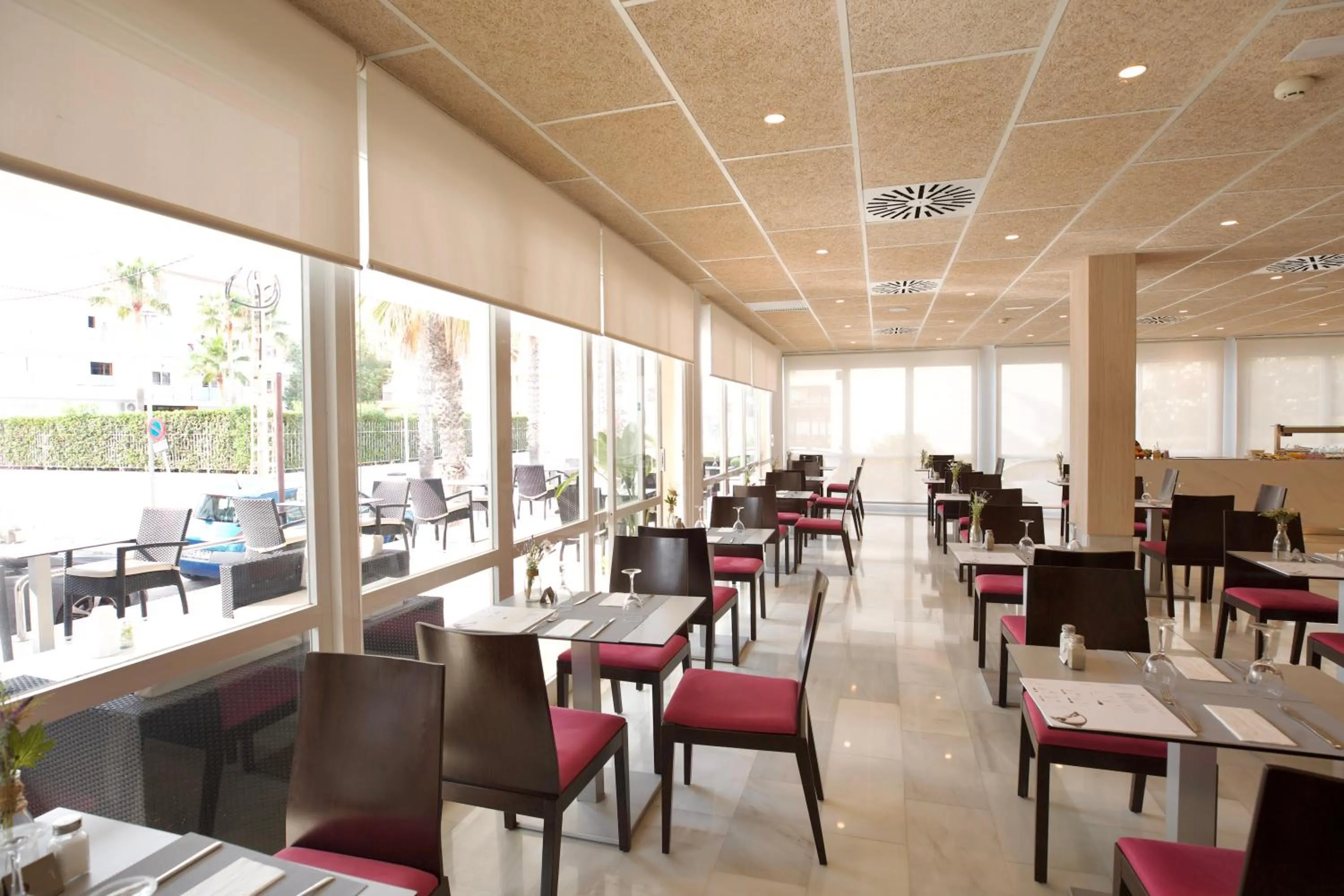 Restaurant/places to eat in JS Sol de Can Picafort - Adults Only