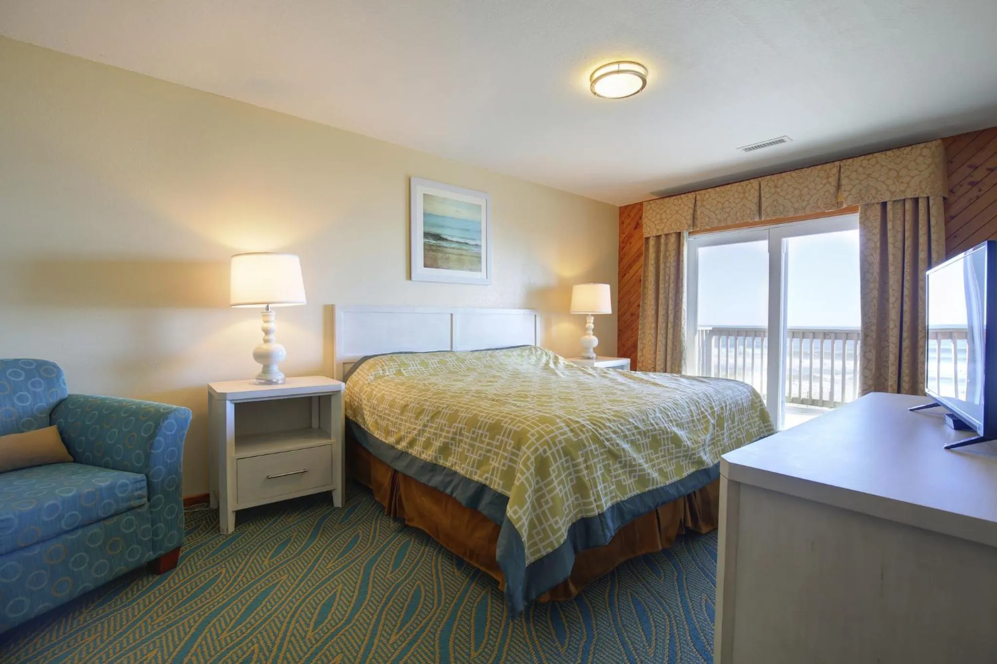 Bed in Ocean Pines Resort