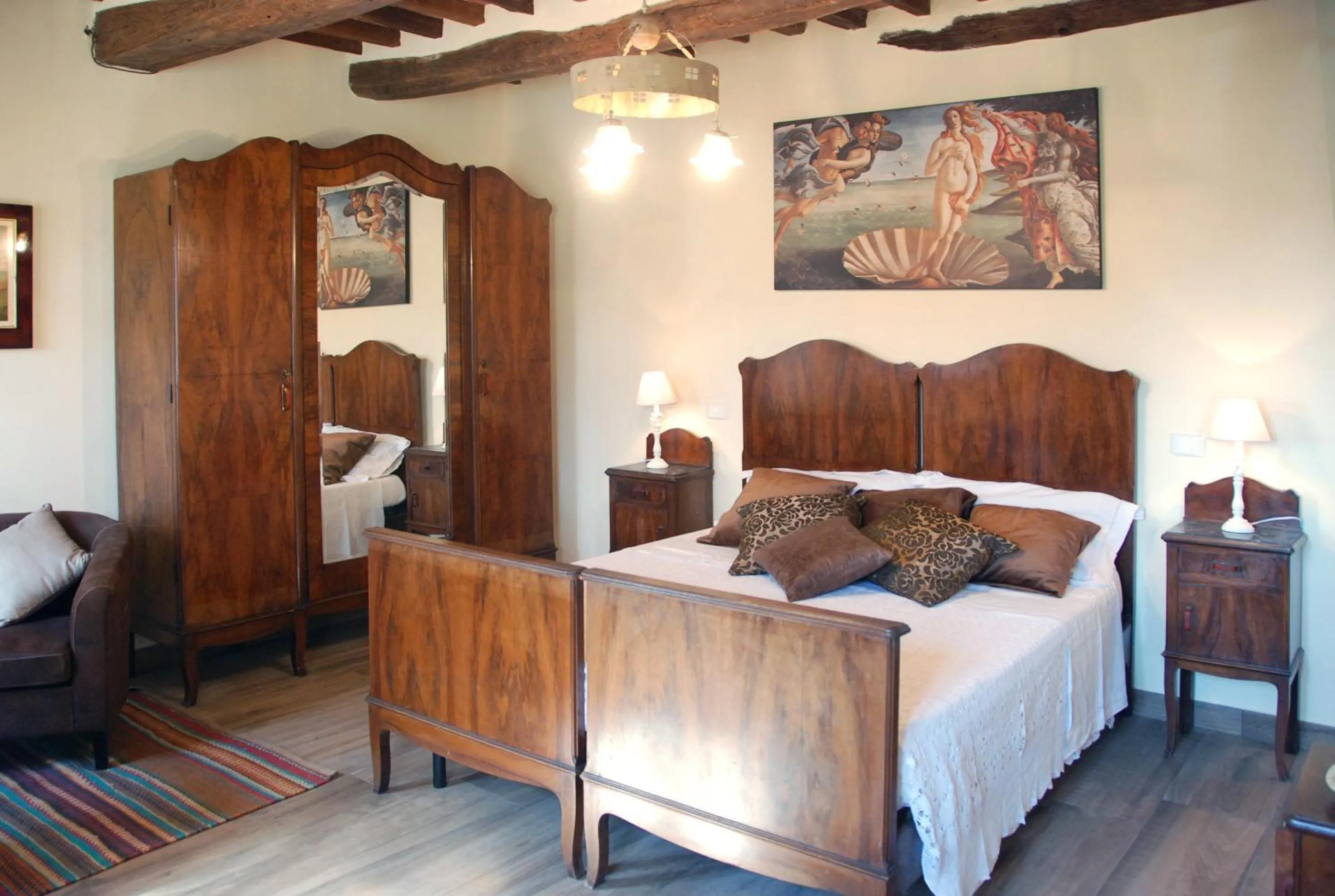 Photo of the whole room in Casale Olea