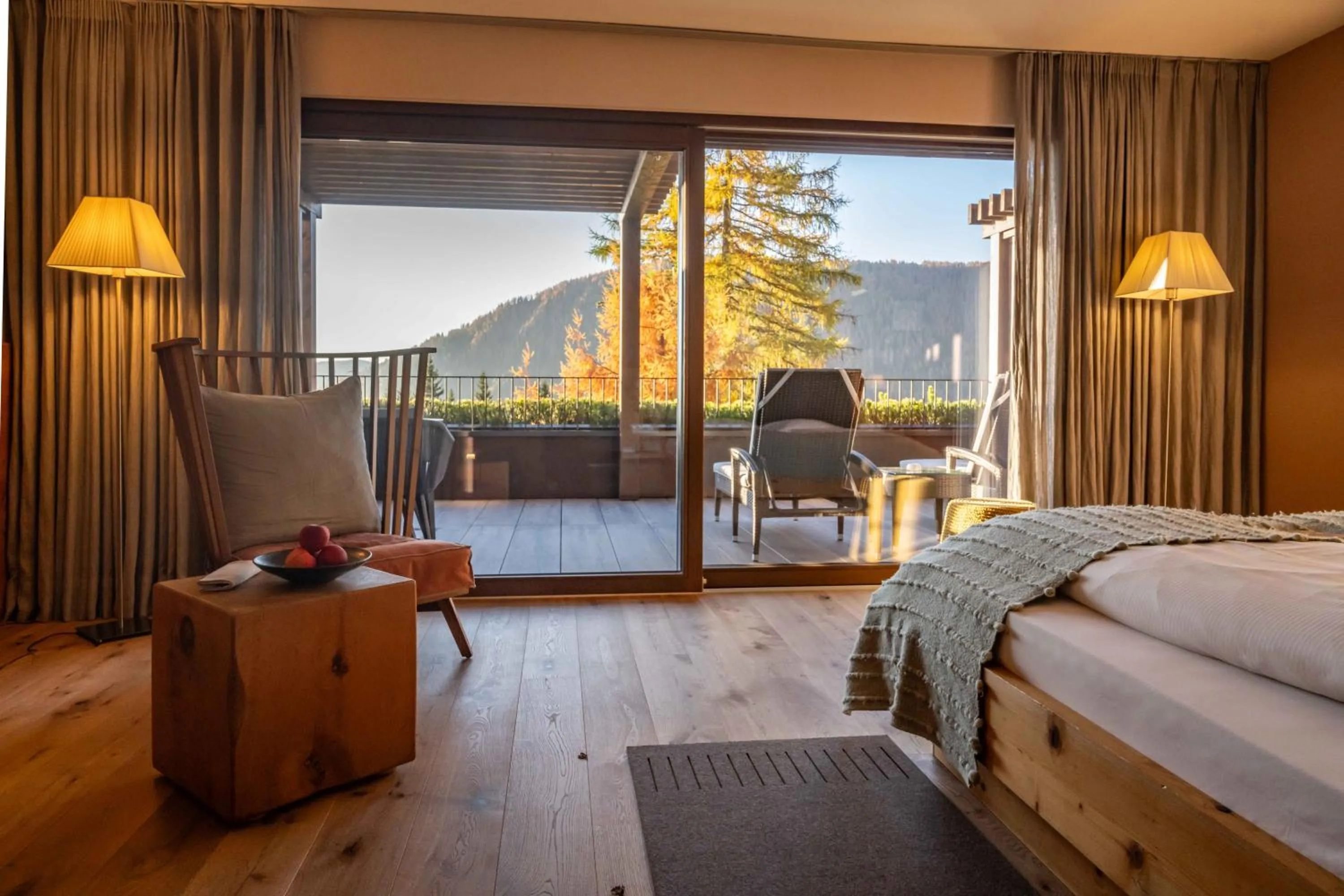 Photo of the whole room, Bed in Terra - The Magic Place Relais & Châteaux