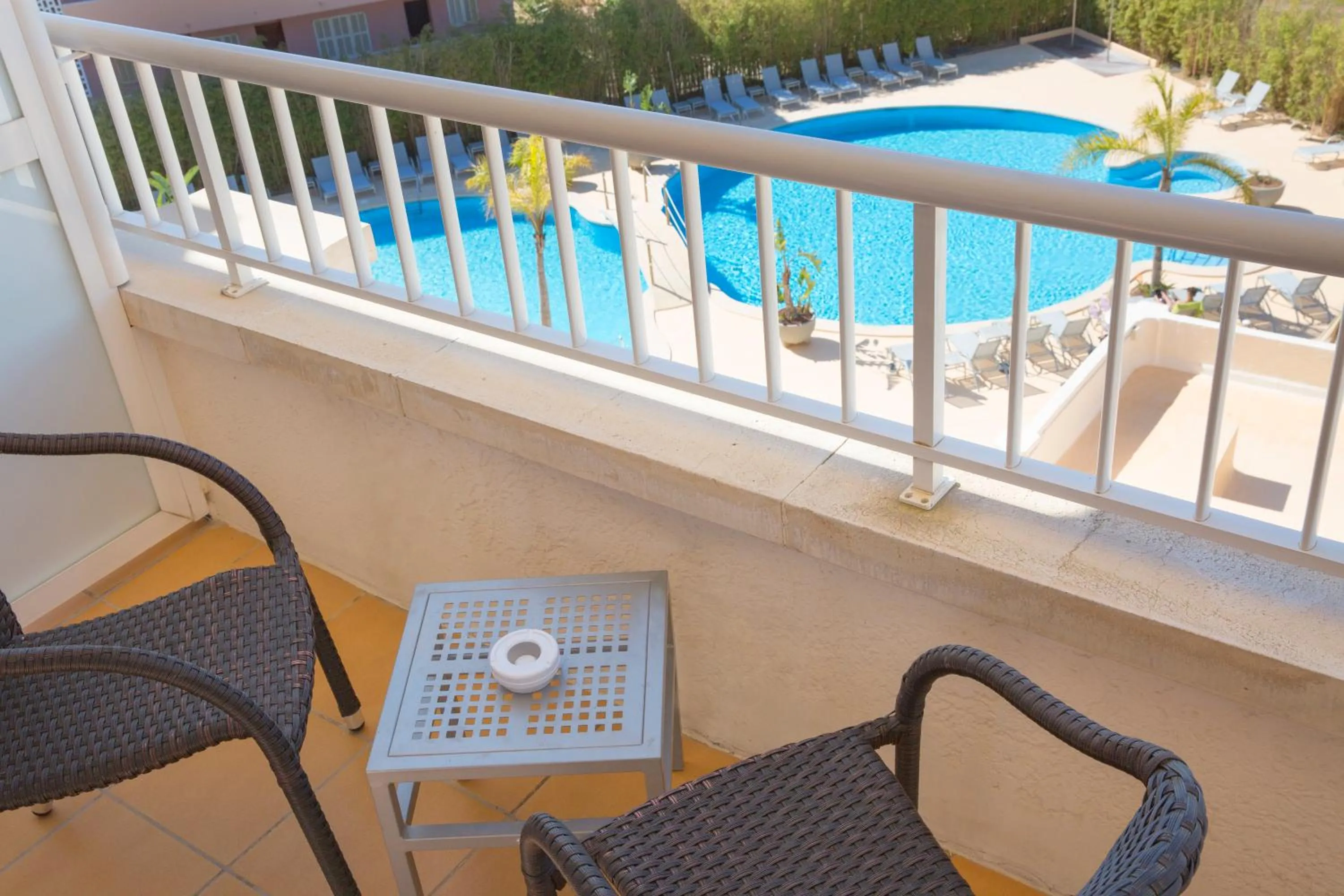 Pool view in JS Alcudi-Mar